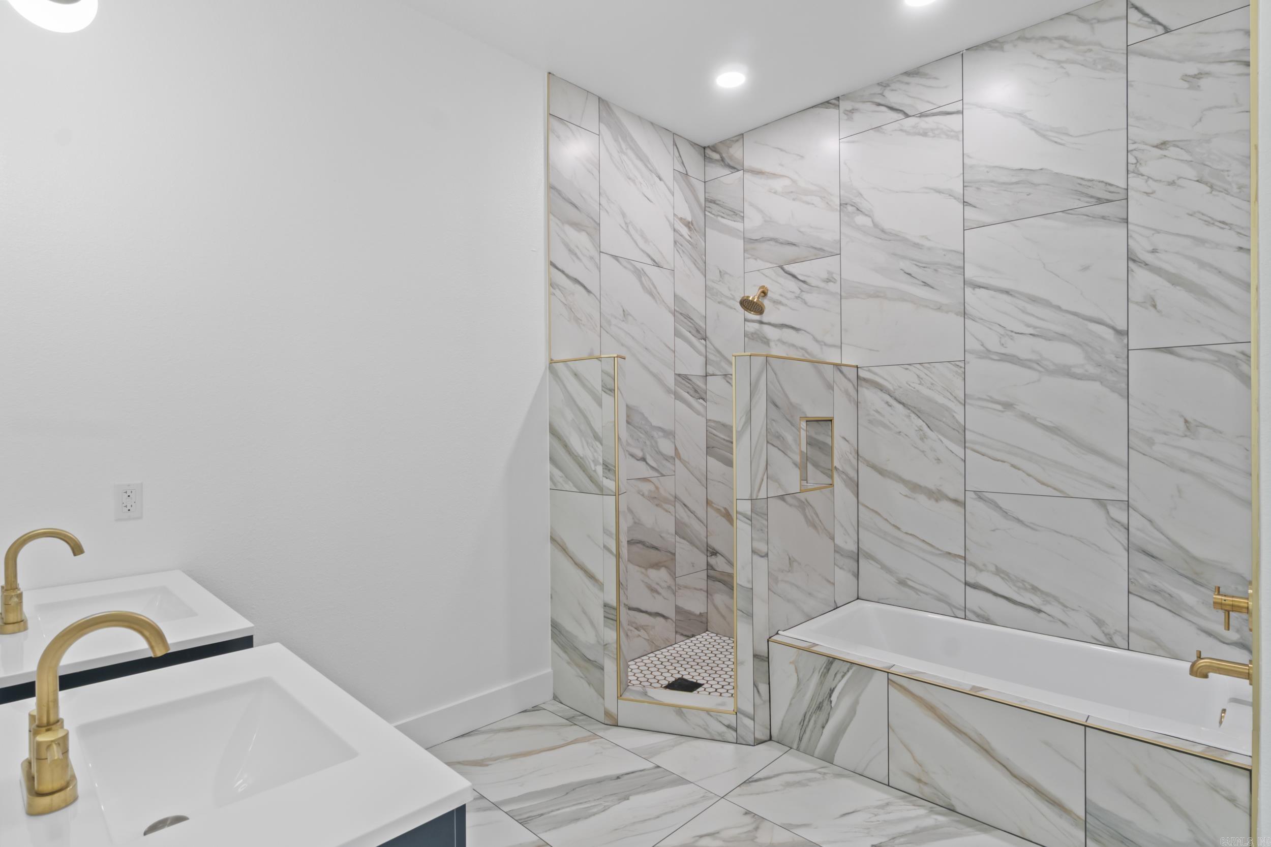 CRESTVIEW ADDN - Residential