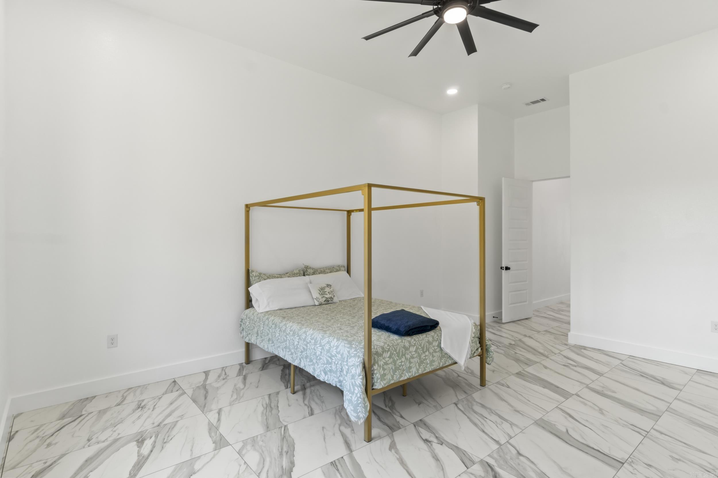 CRESTVIEW ADDN - Residential