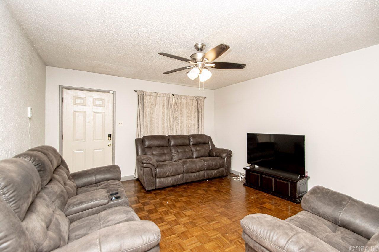 PENNBROOK - Residential