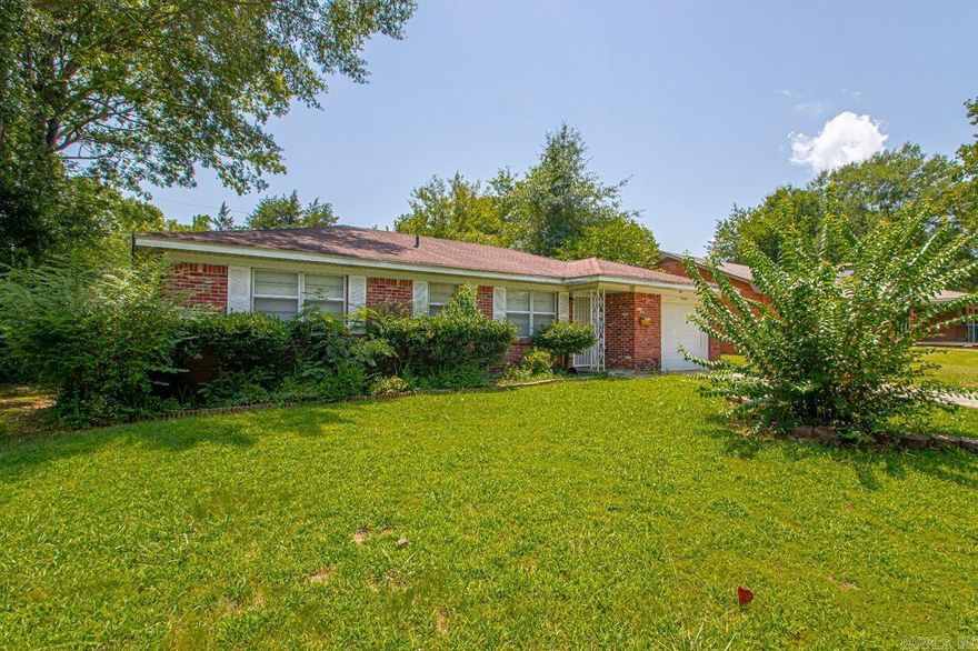 This home is a 2 bedroom 1.5 bath, but there is an extra room that could be used for a third bedroom plus there is a sunroom.  Lots of room in the dining area as well.  Come check this home out.  AGENTS SEE REMARKS!