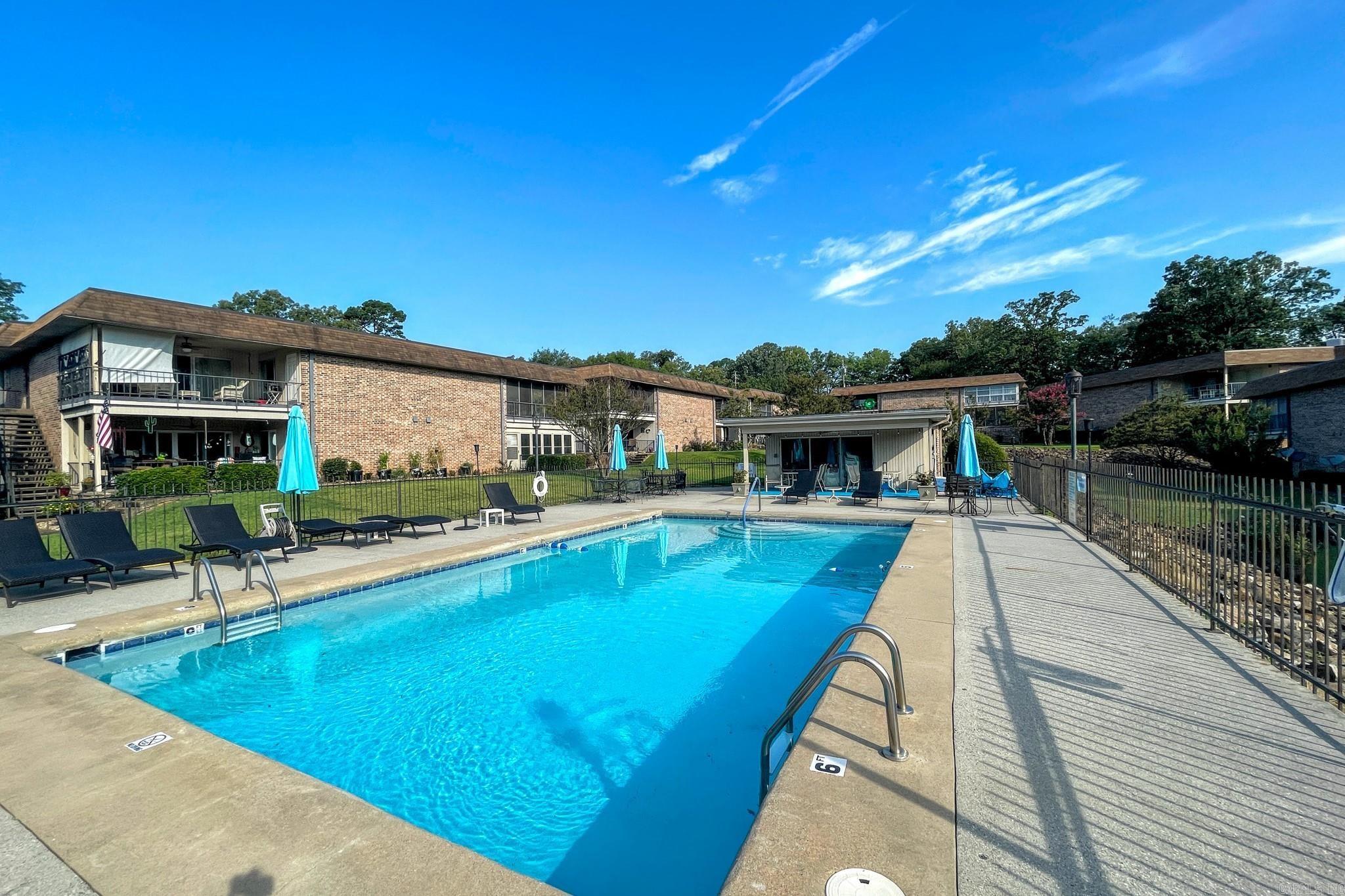 Montague Gardens - Residential