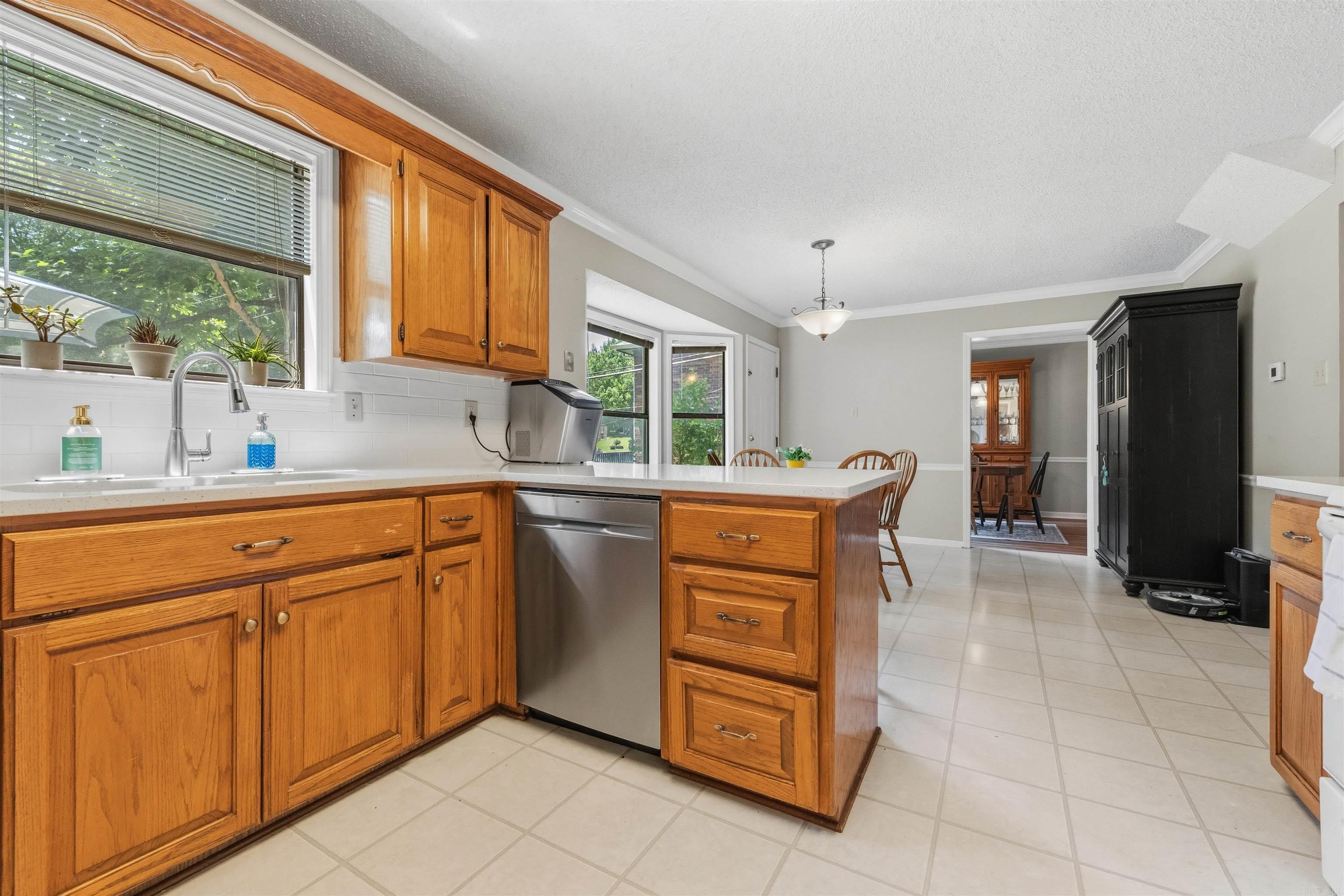 WINDSOR VALLEY ADDN - Residential