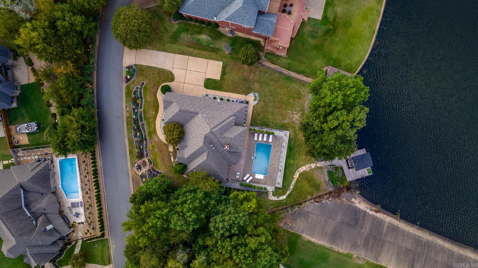 HURRICANE LAKE EST - Residential