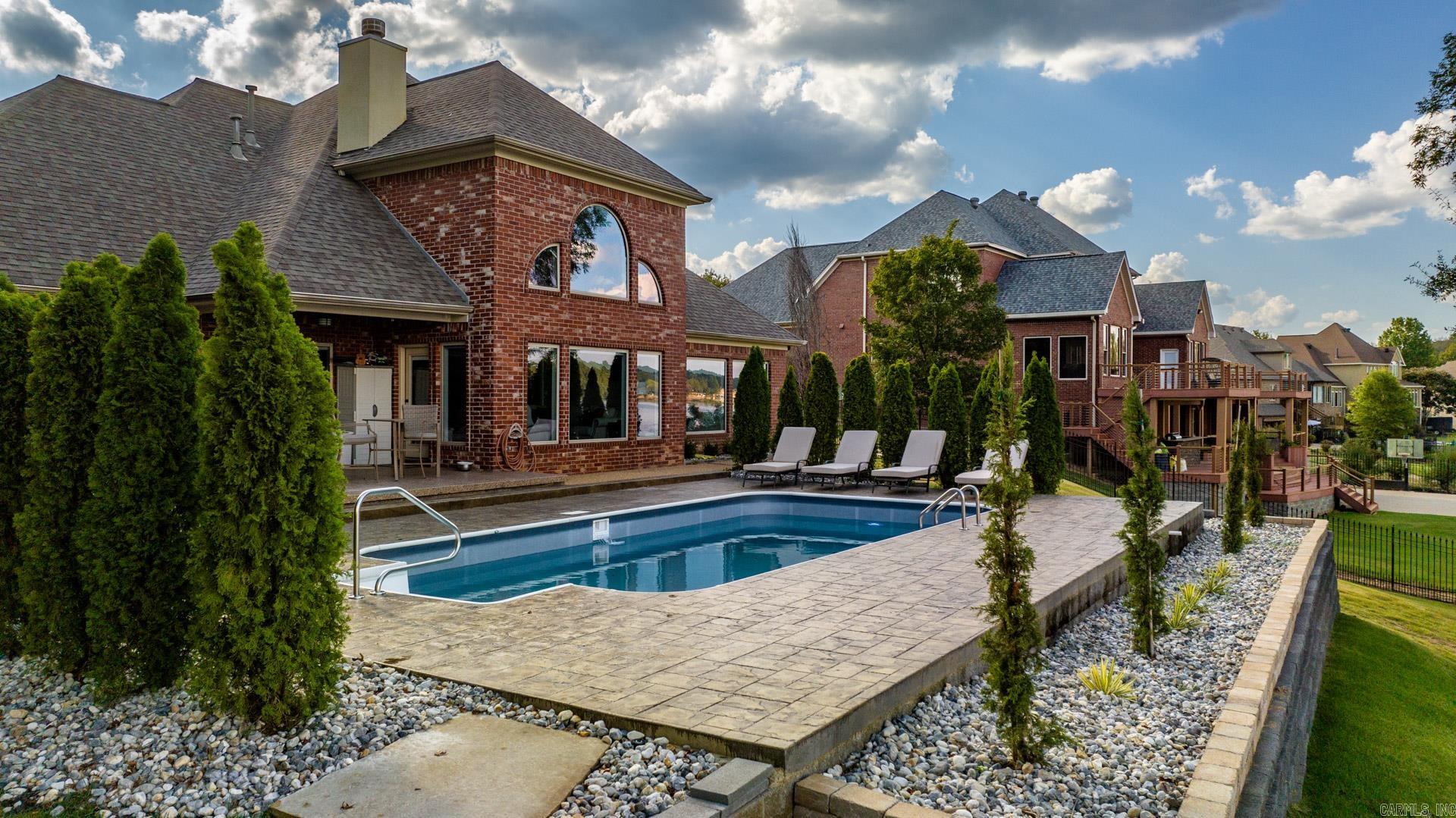 HURRICANE LAKE EST - Residential