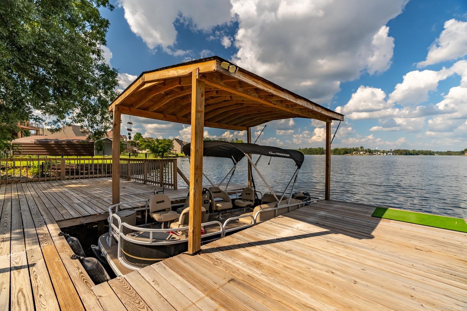 HURRICANE LAKE EST - Residential