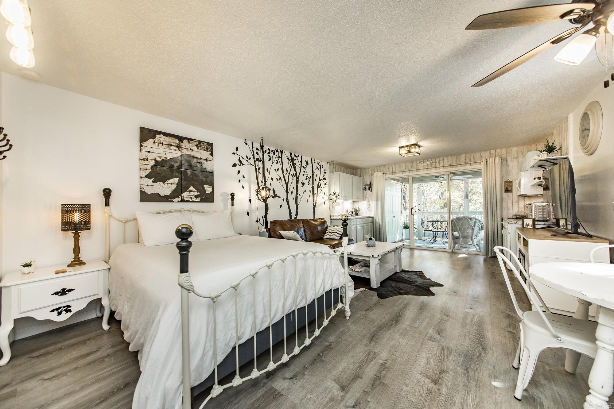 Summerhill Place Condos - Residential