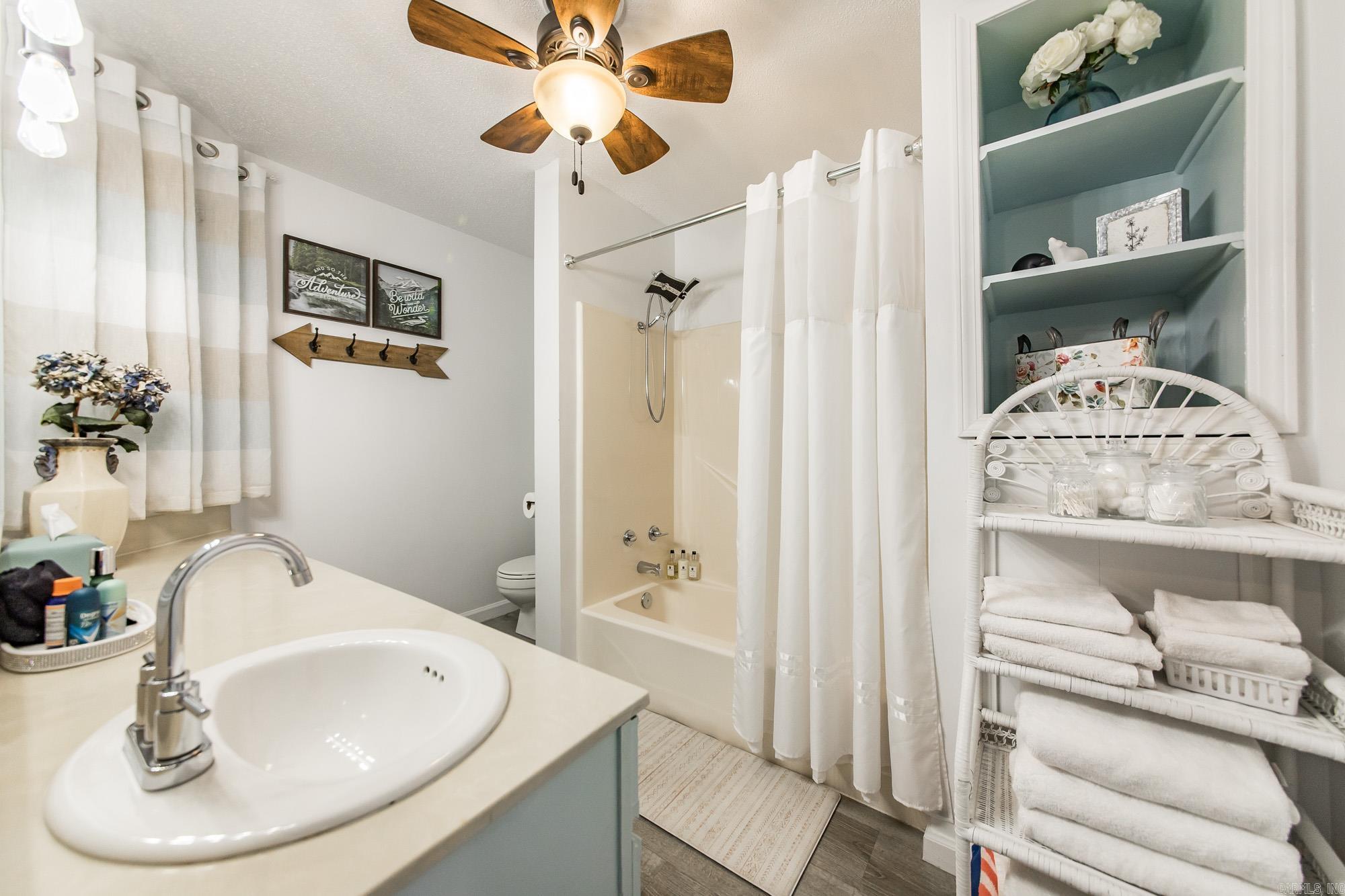 Summerhill Place Condos - Residential