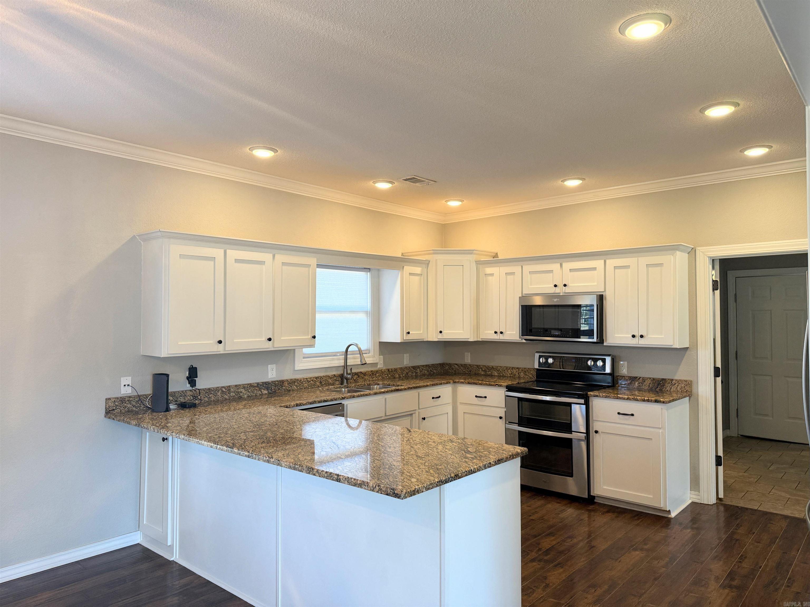 STEWART-JOHNSON SUB DIV - Residential