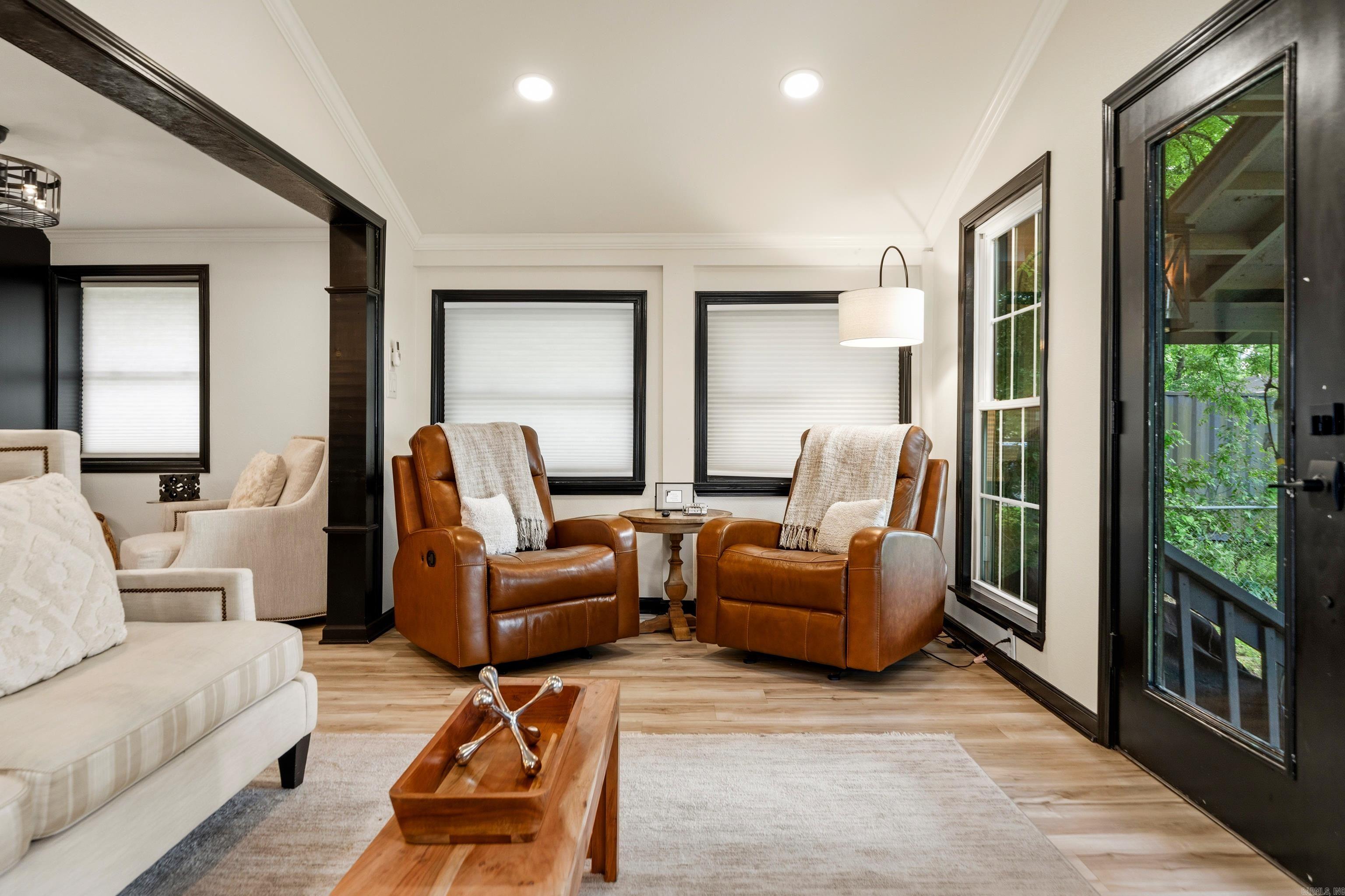 CATHERINE SHORES - Residential