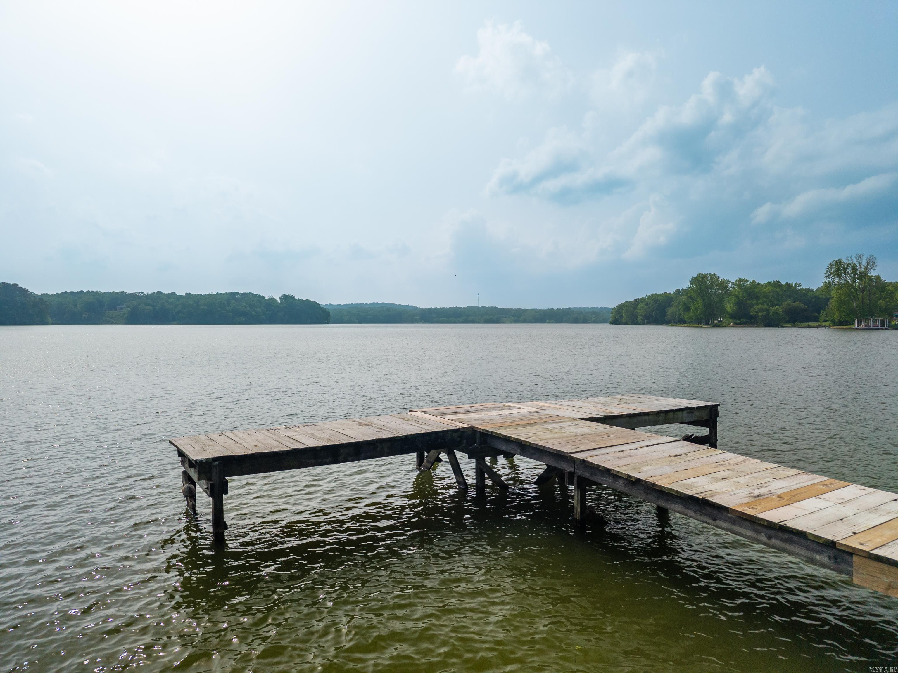 CATHERINE SHORES - Residential