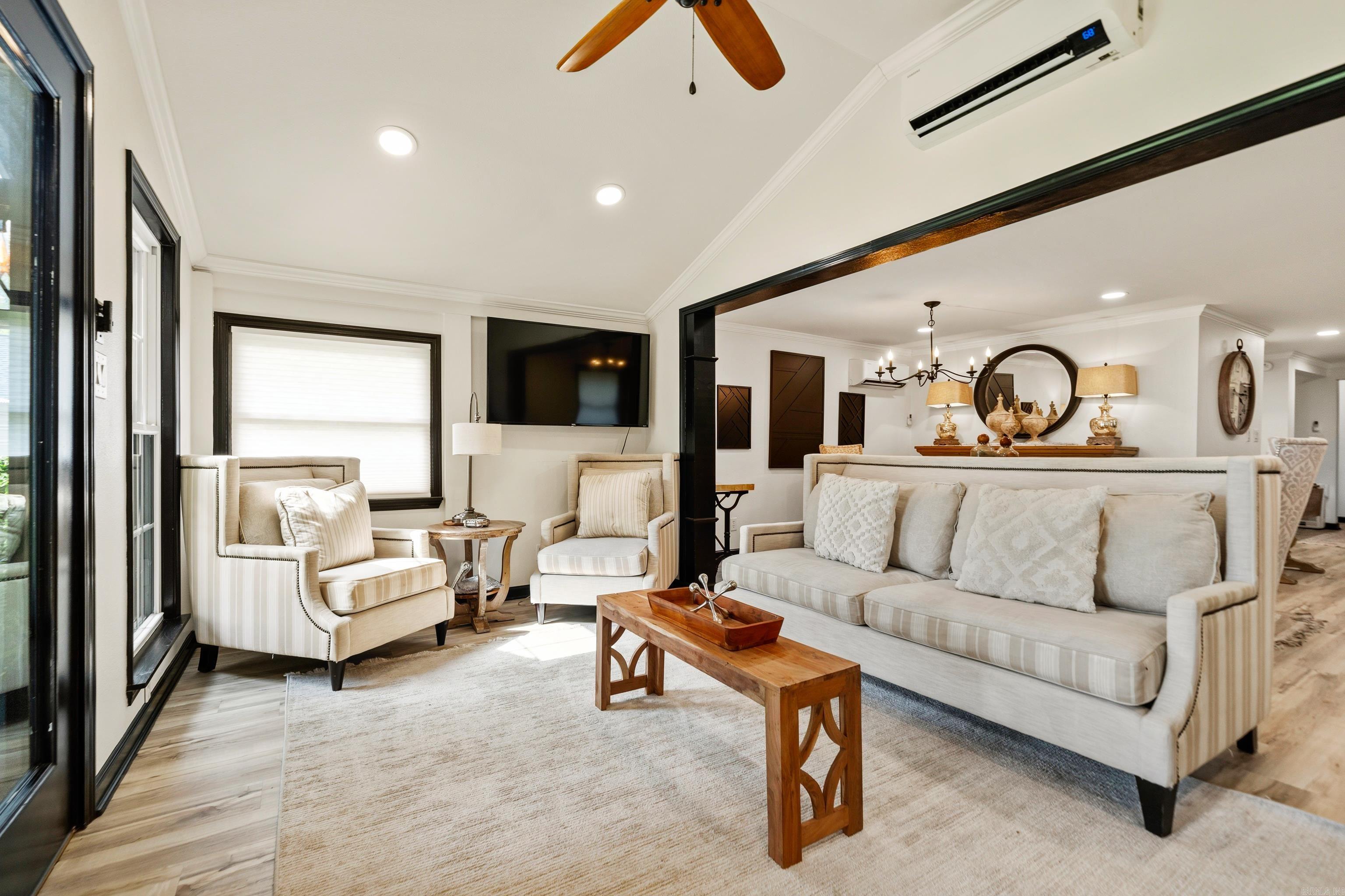 CATHERINE SHORES - Residential