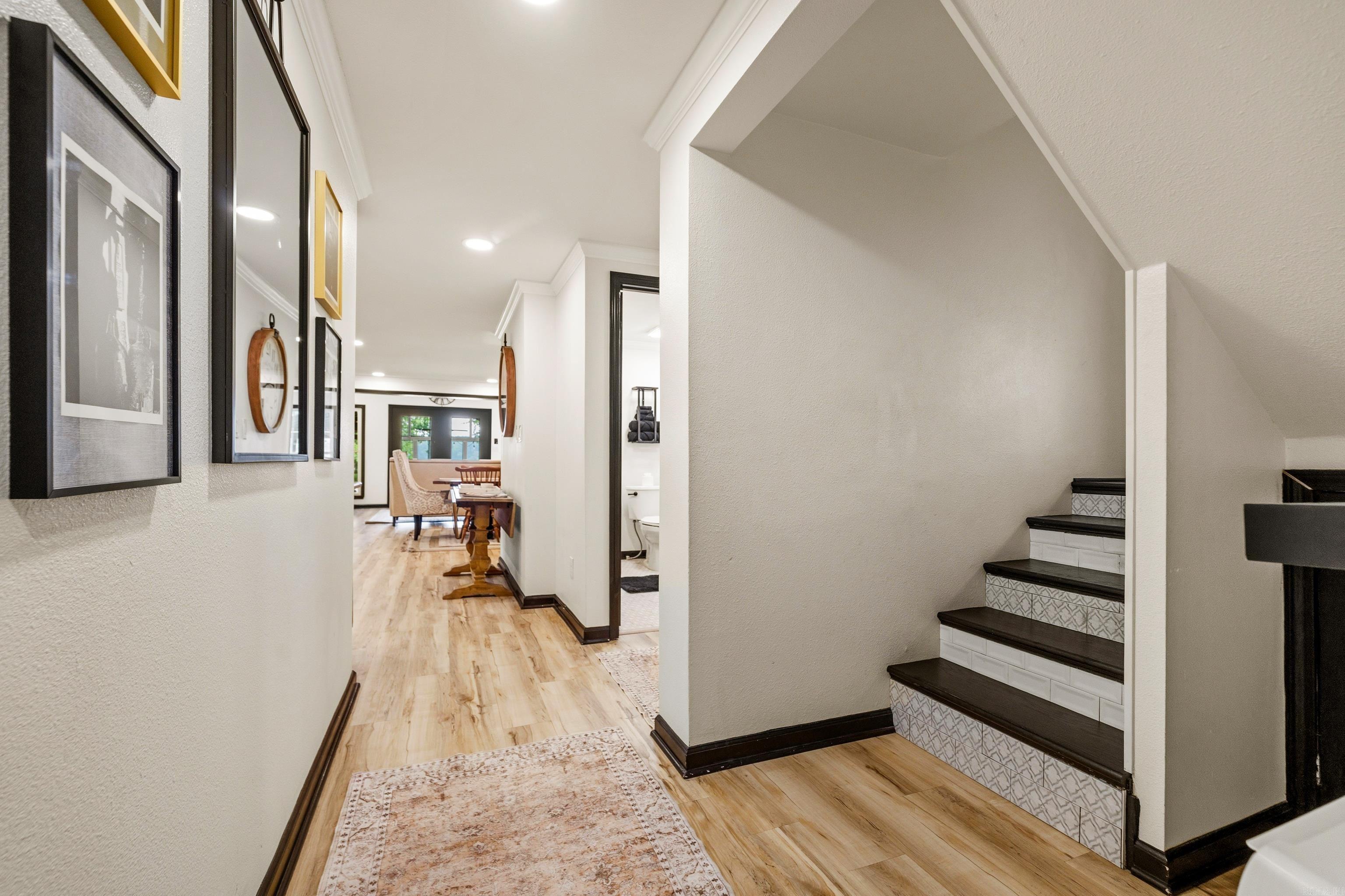 CATHERINE SHORES - Residential