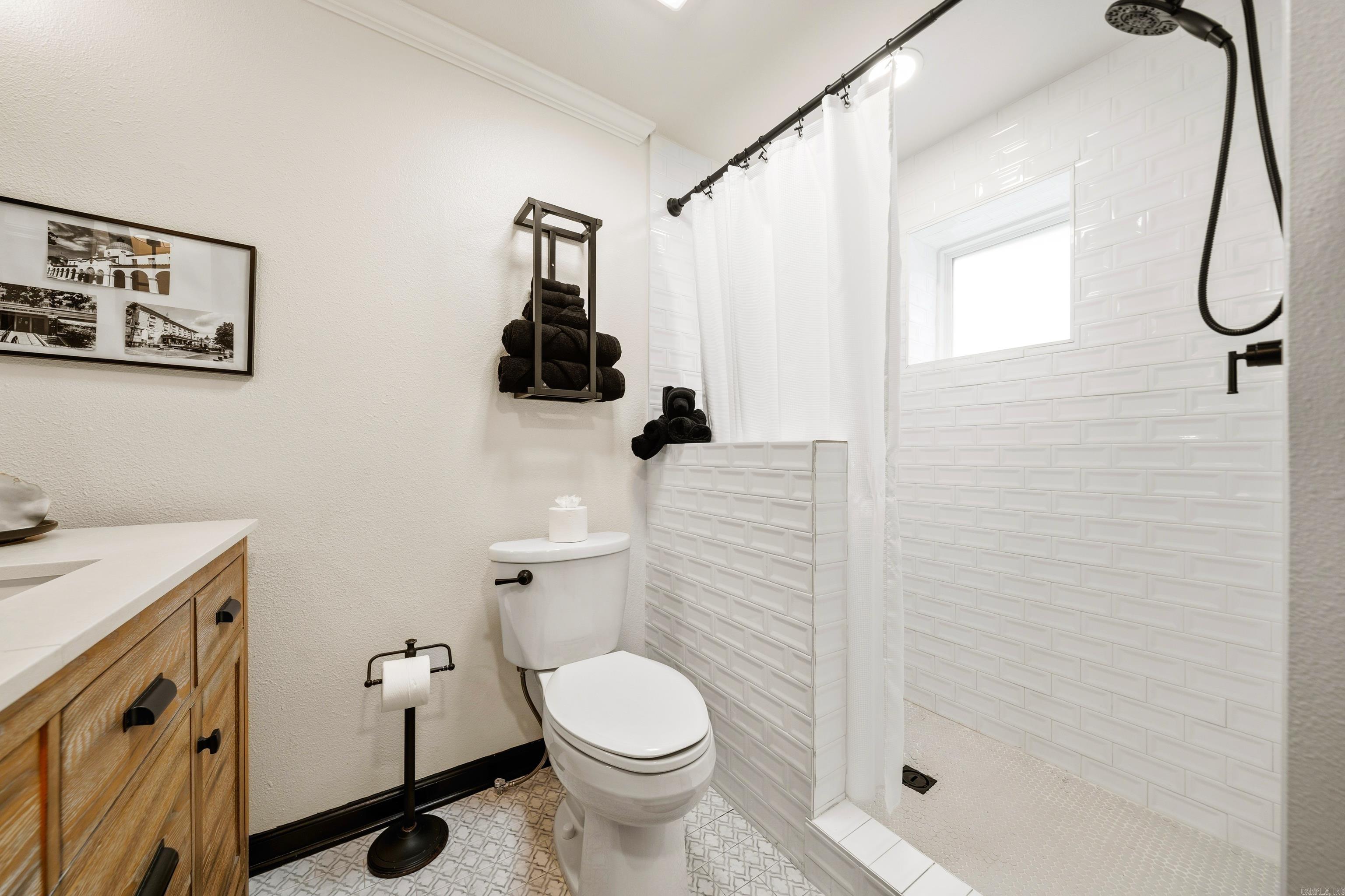 CATHERINE SHORES - Residential