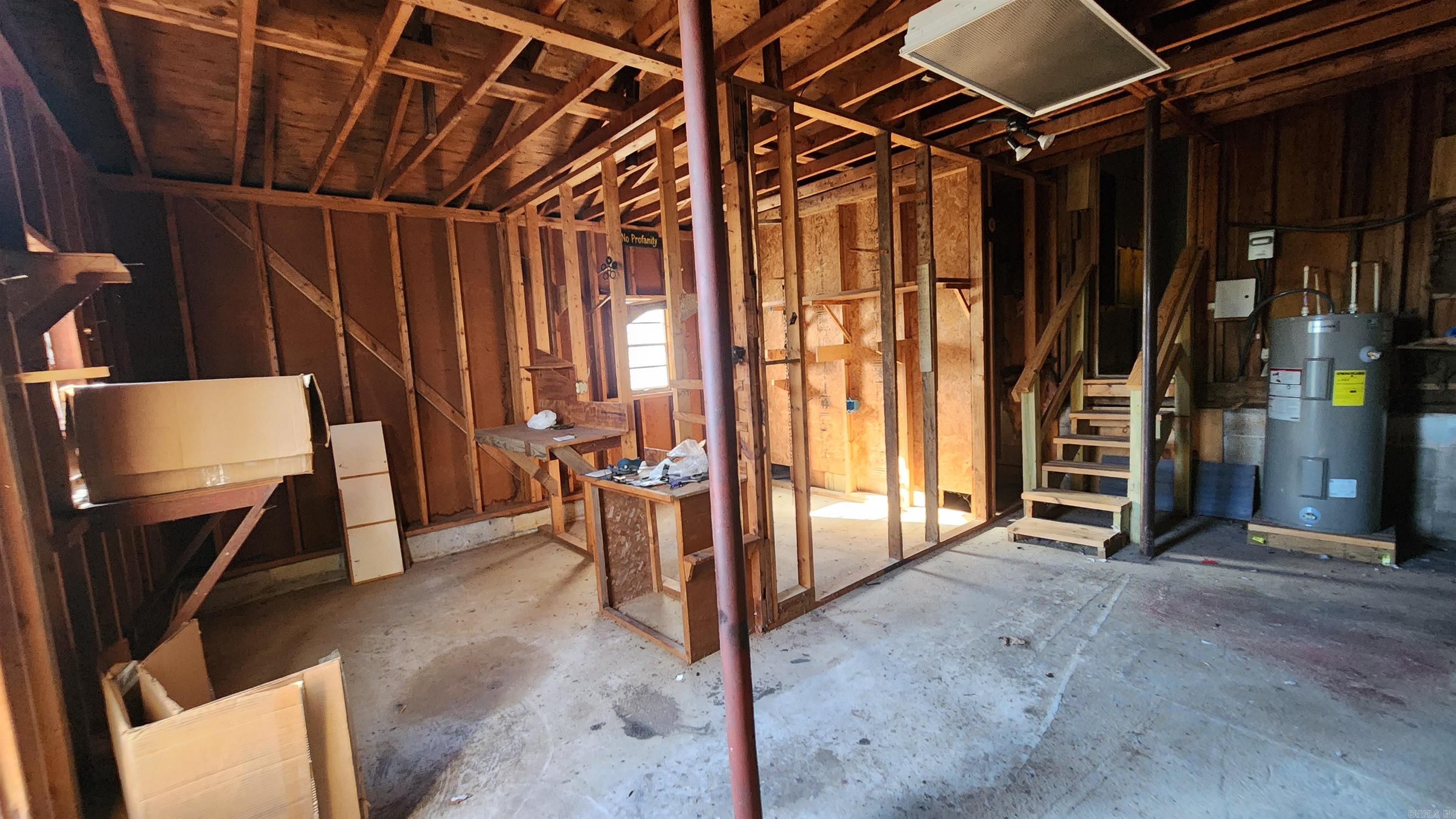 BARROW JOHN - Residential