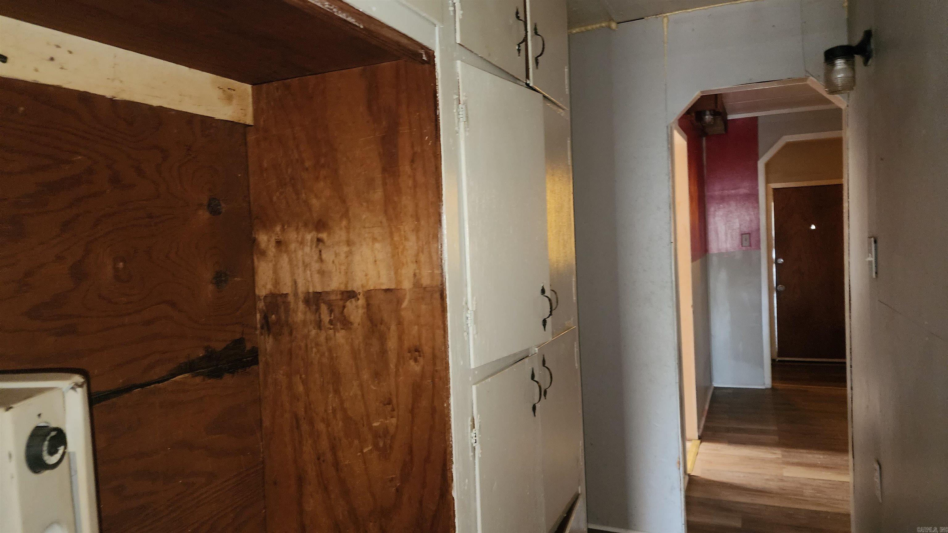 BARROW JOHN - Residential