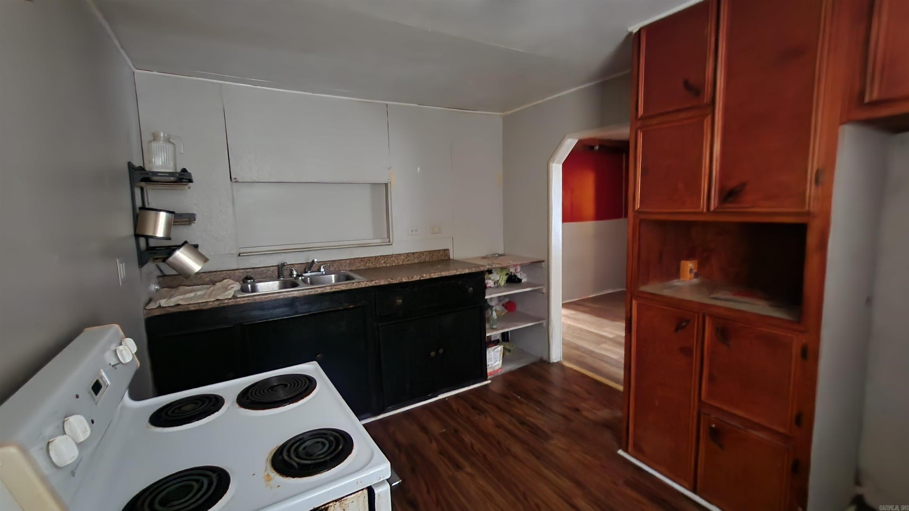 BARROW JOHN - Residential