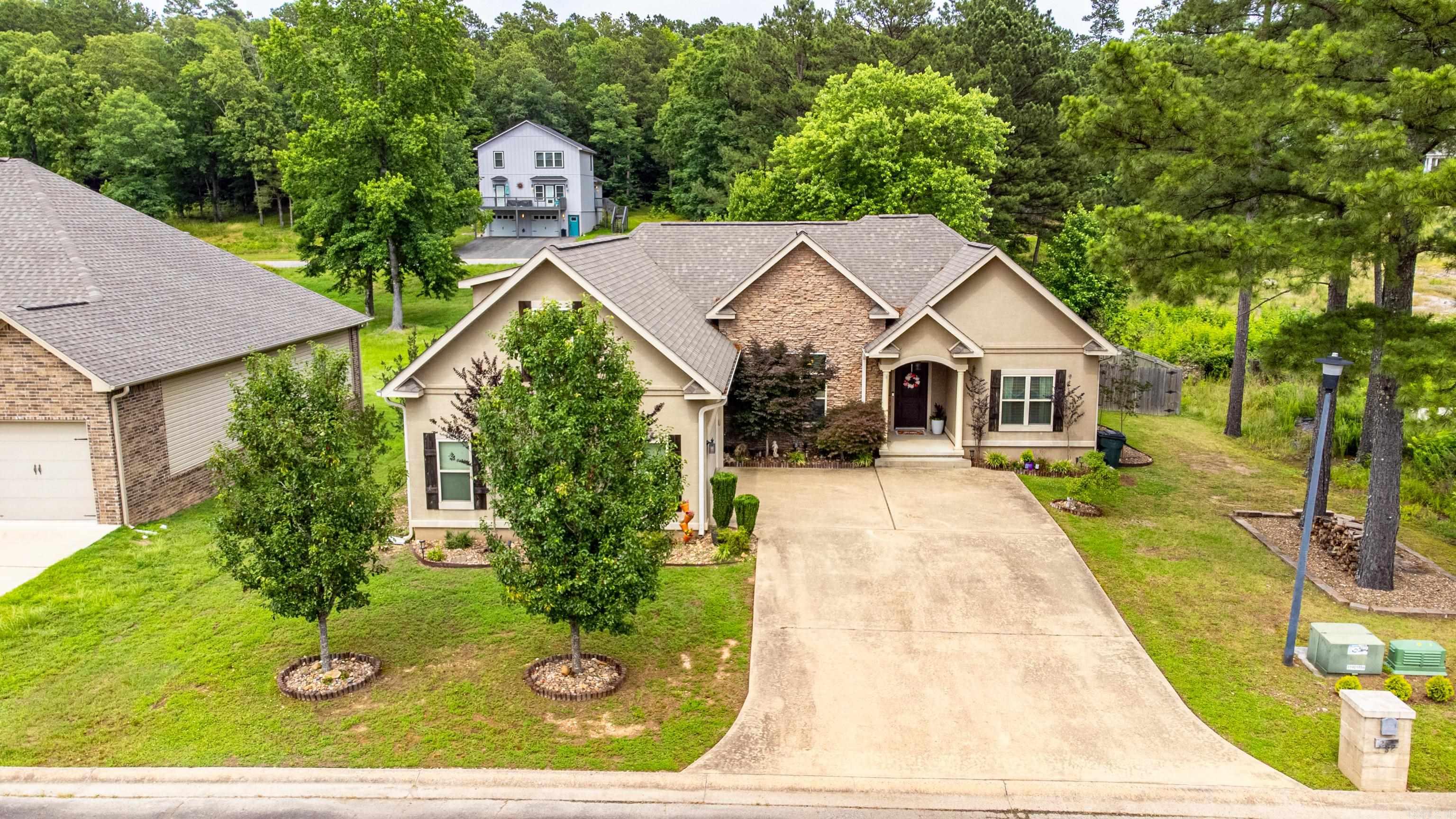 The Oaks - Residential