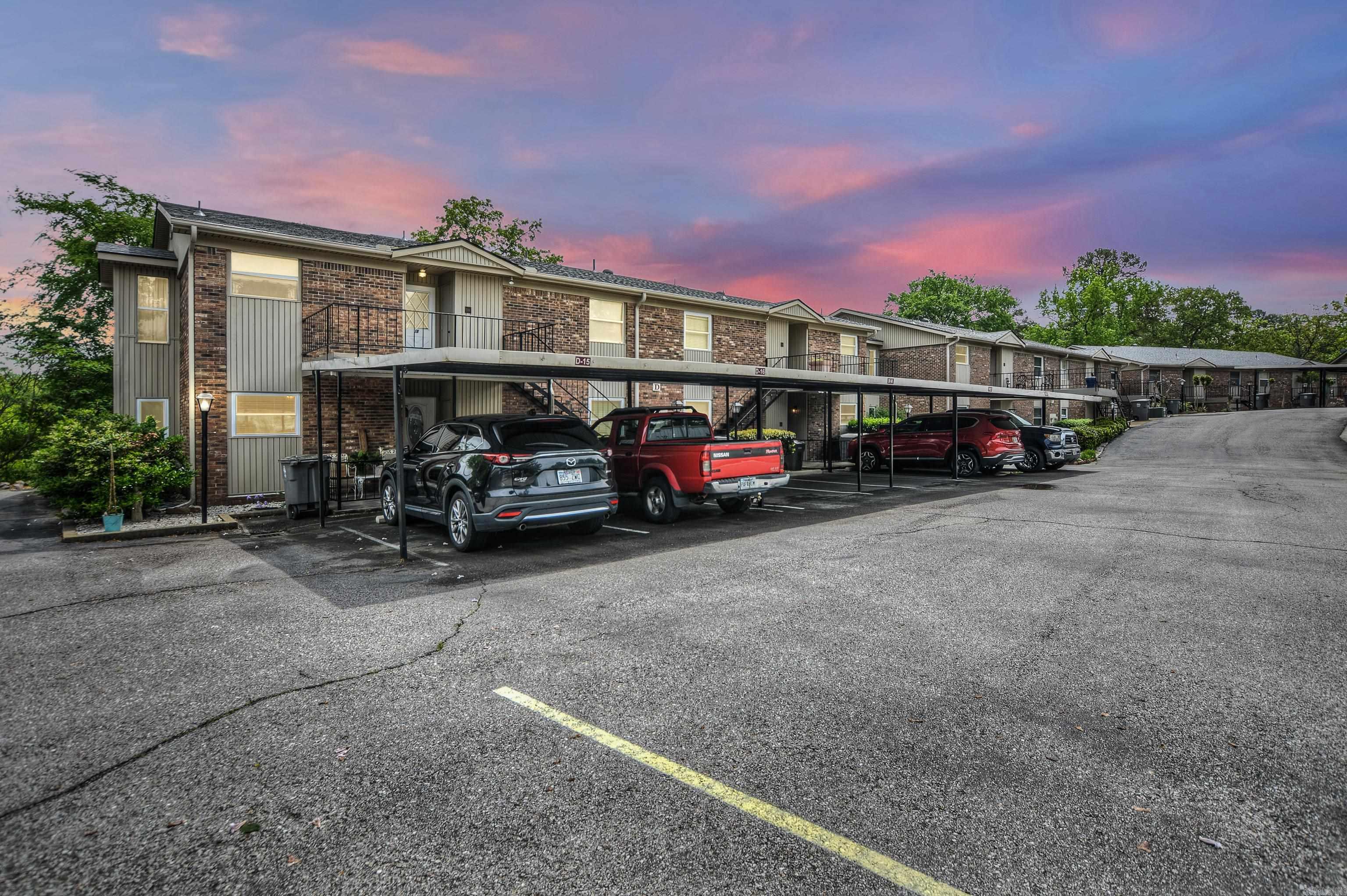 Westport Bay Town House - Residential