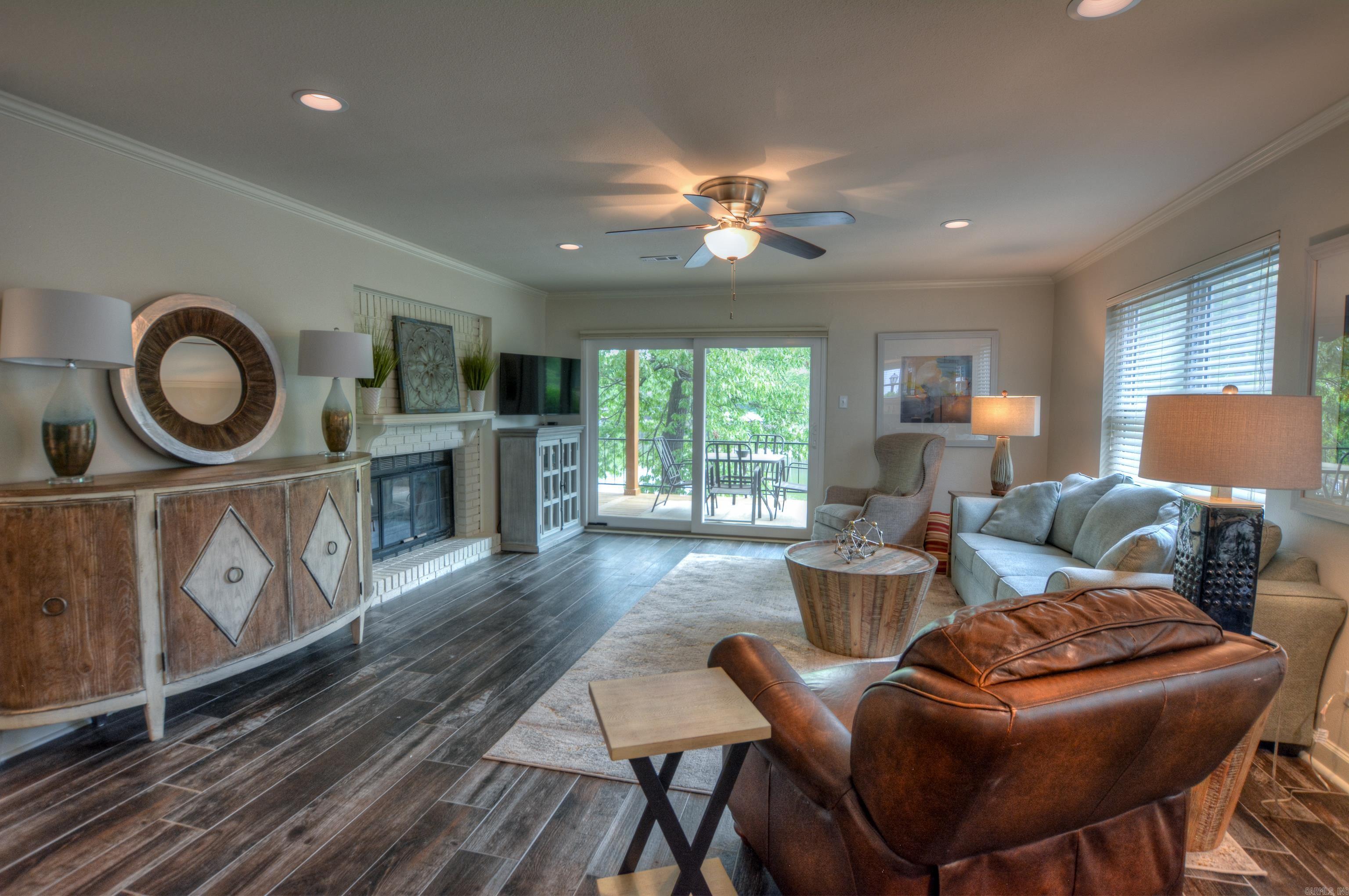 Westport Bay Town House - Residential