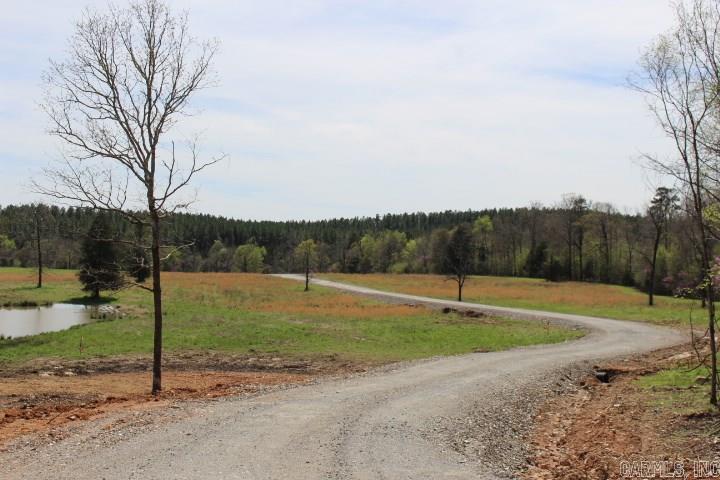 REVAS RETREAT - Land