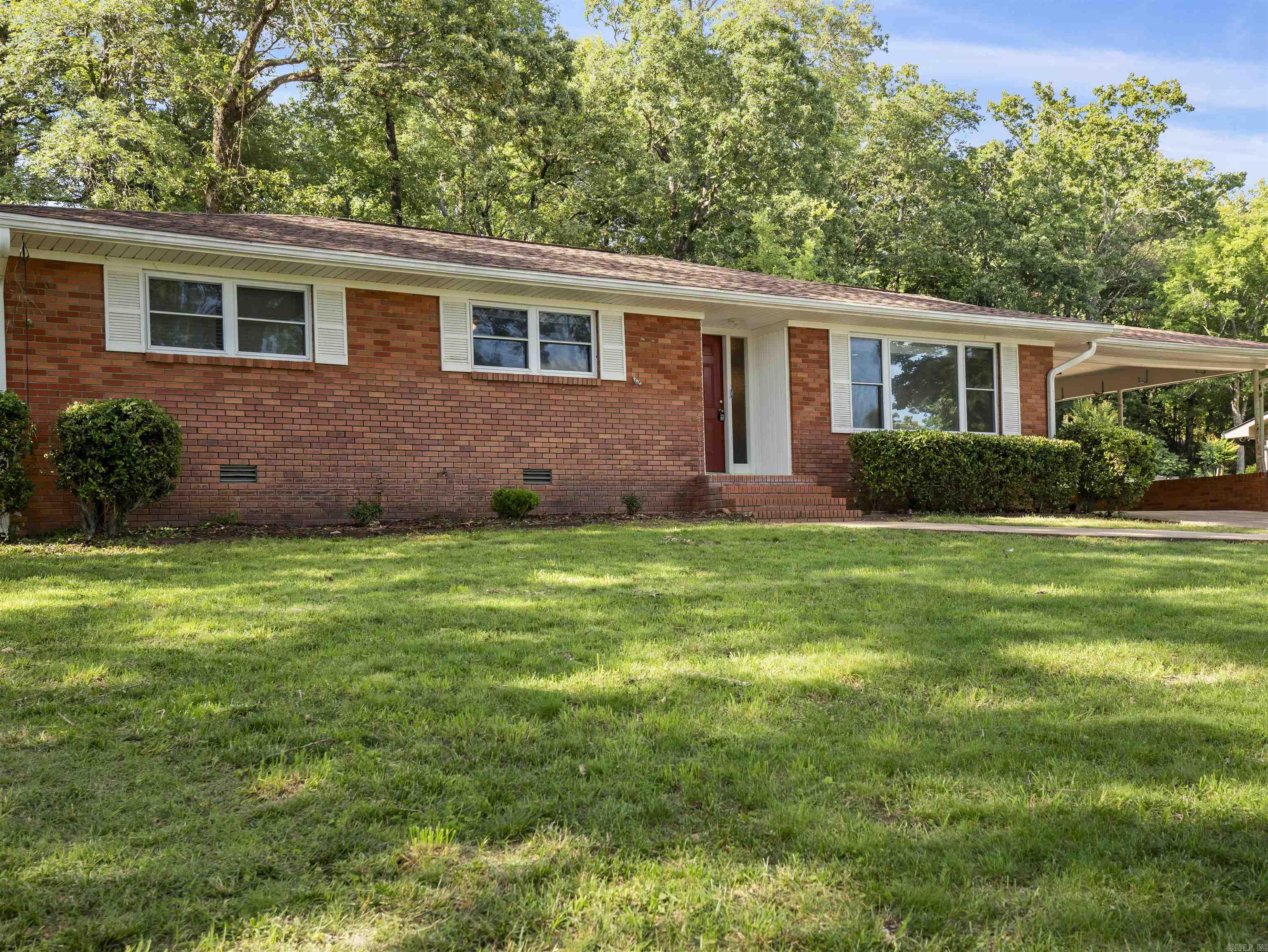 CLIFTON PLACE - Residential