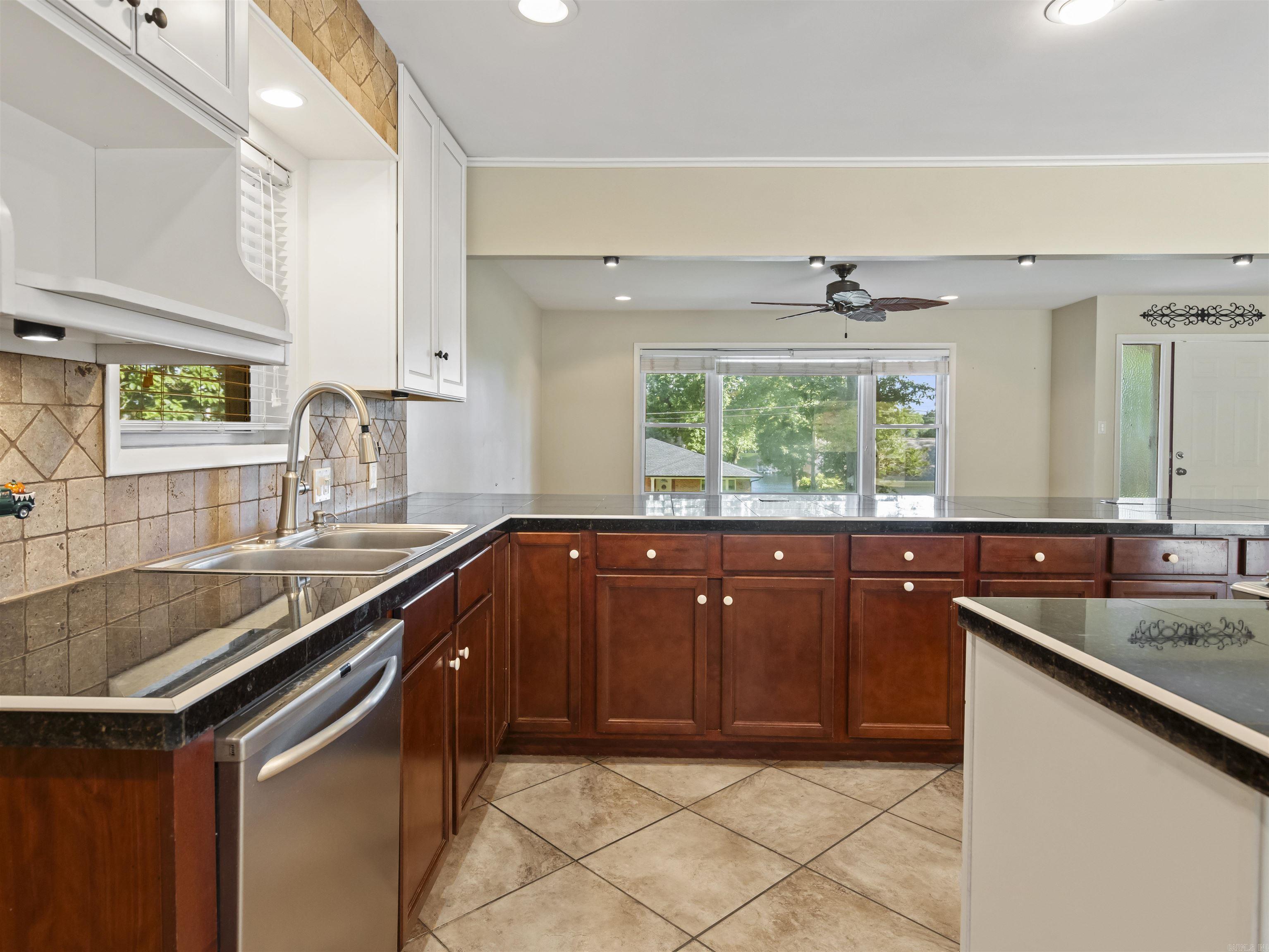CLIFTON PLACE - Residential