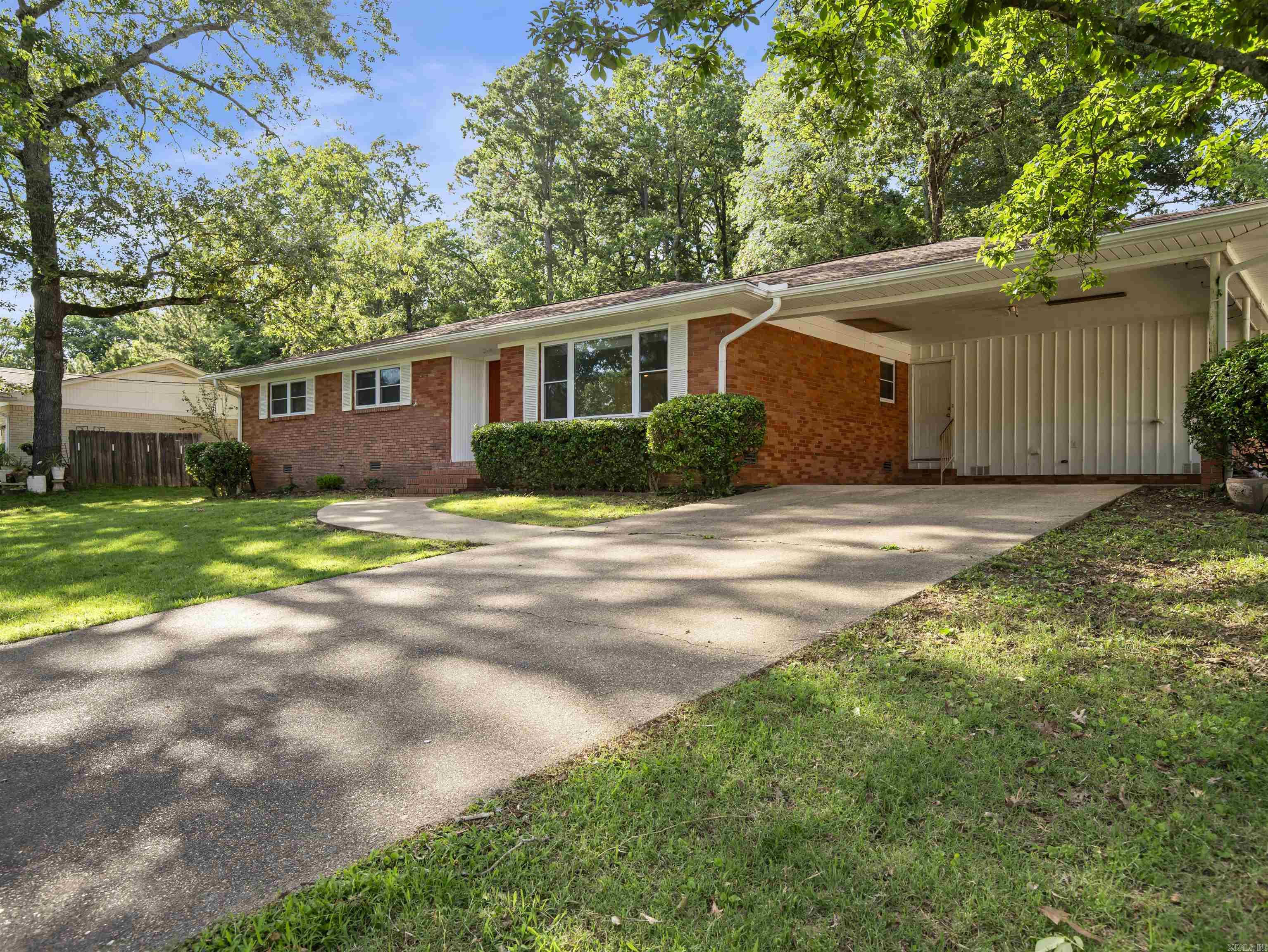 CLIFTON PLACE - Residential