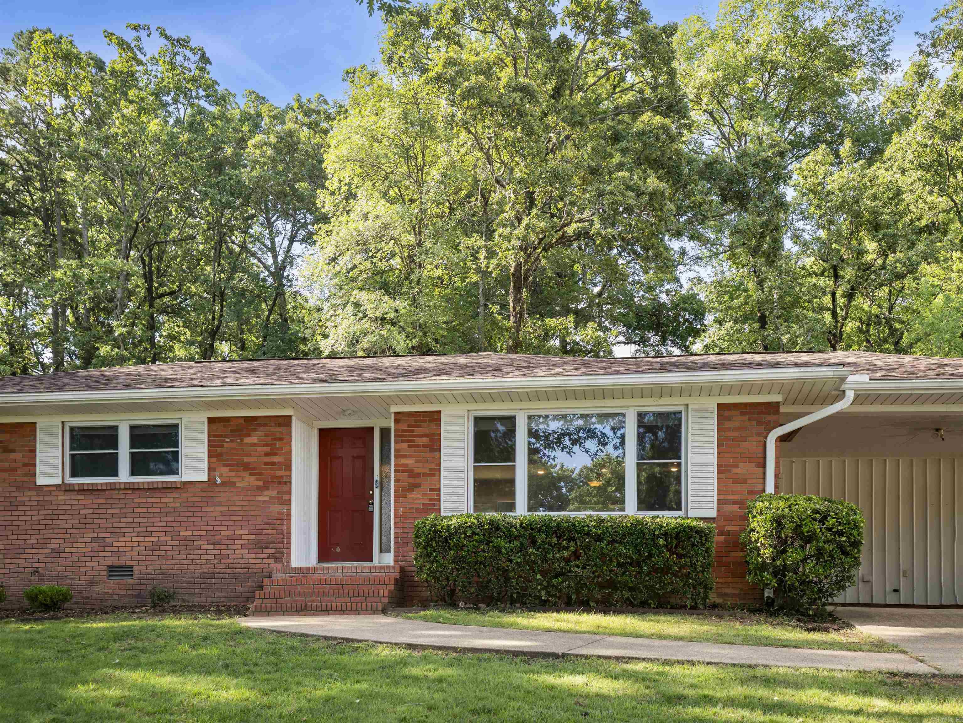 CLIFTON PLACE - Residential