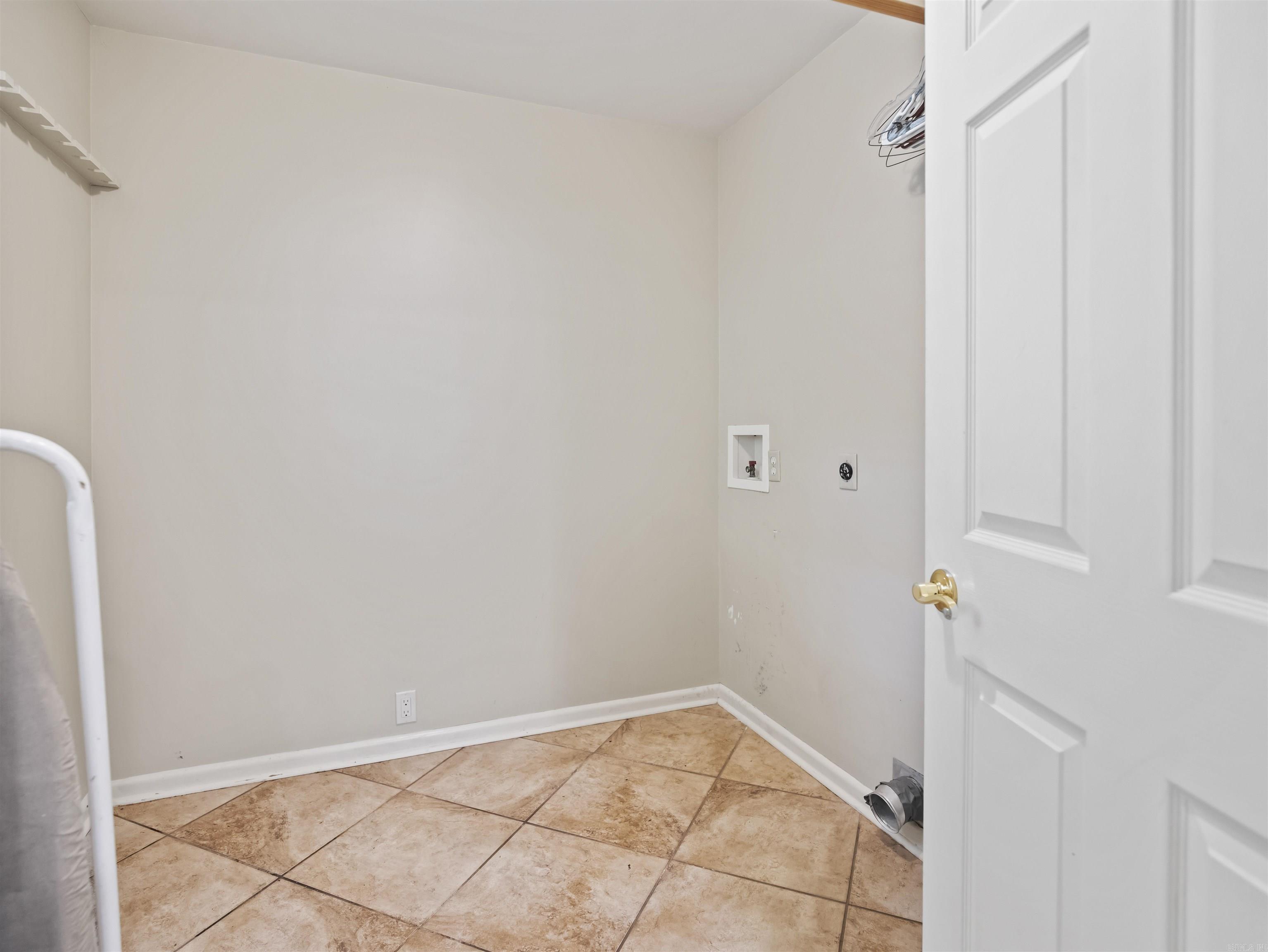 CLIFTON PLACE - Residential