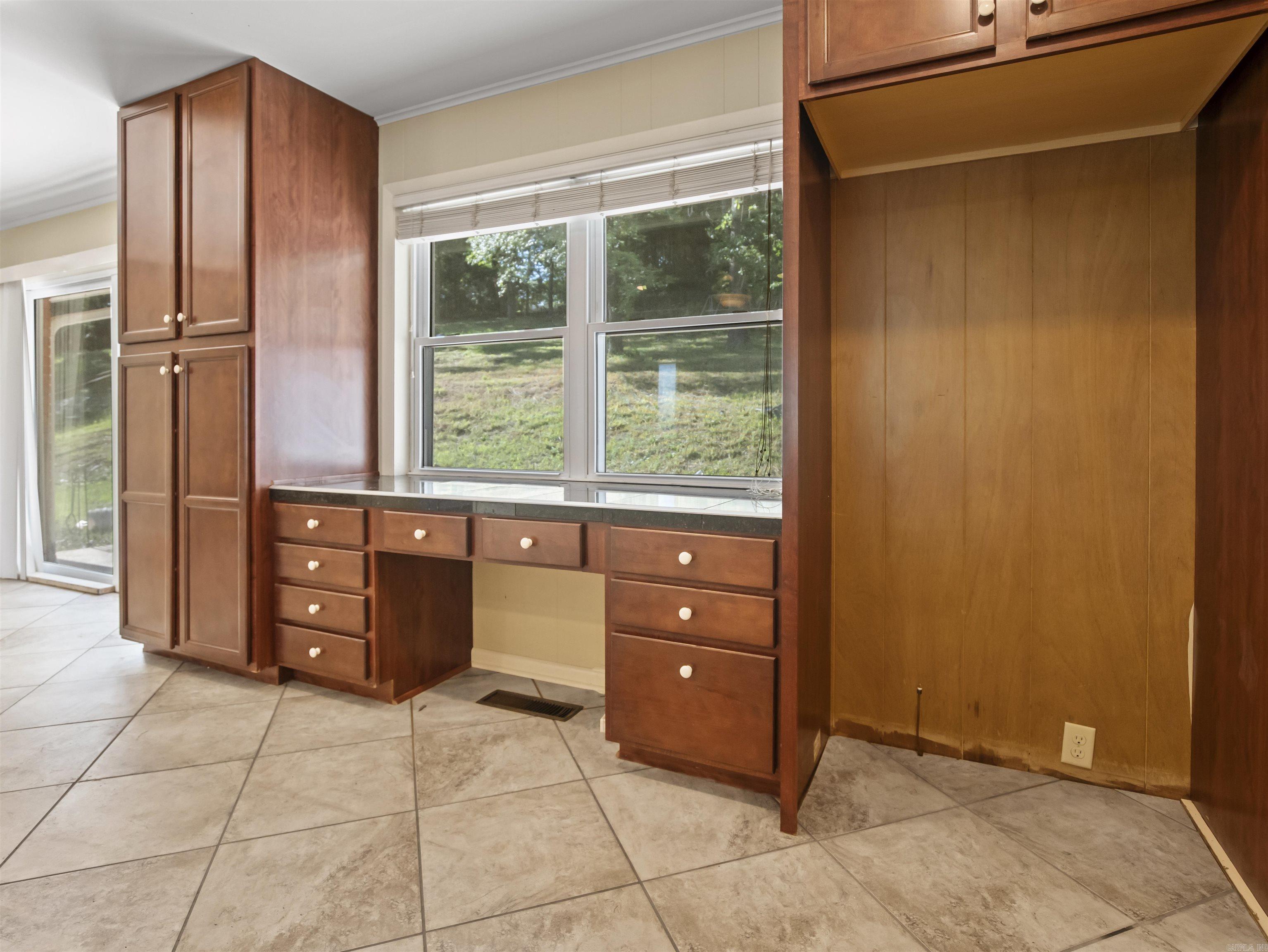 CLIFTON PLACE - Residential