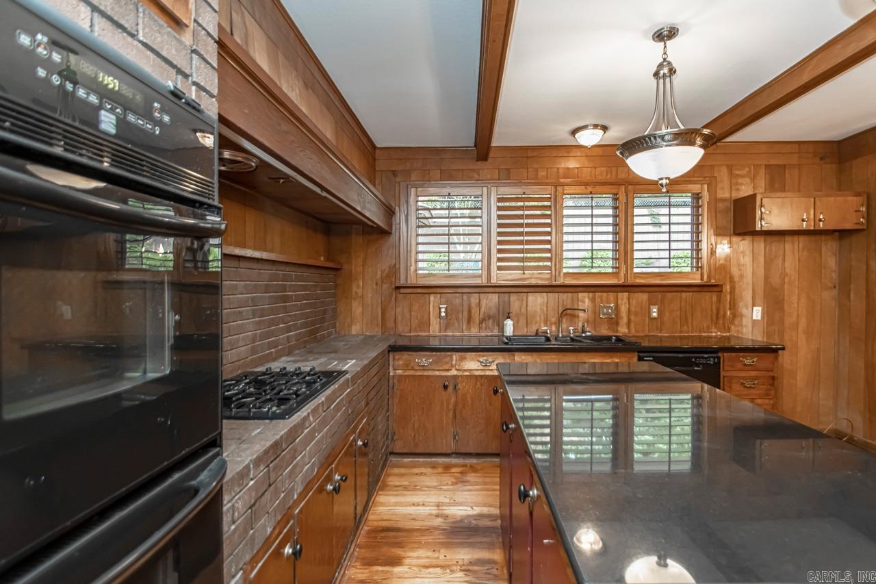 RIVER RIDGE MANOR - Residential