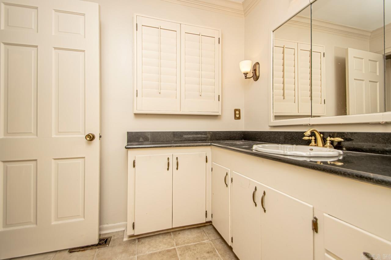 RIVER RIDGE MANOR - Residential