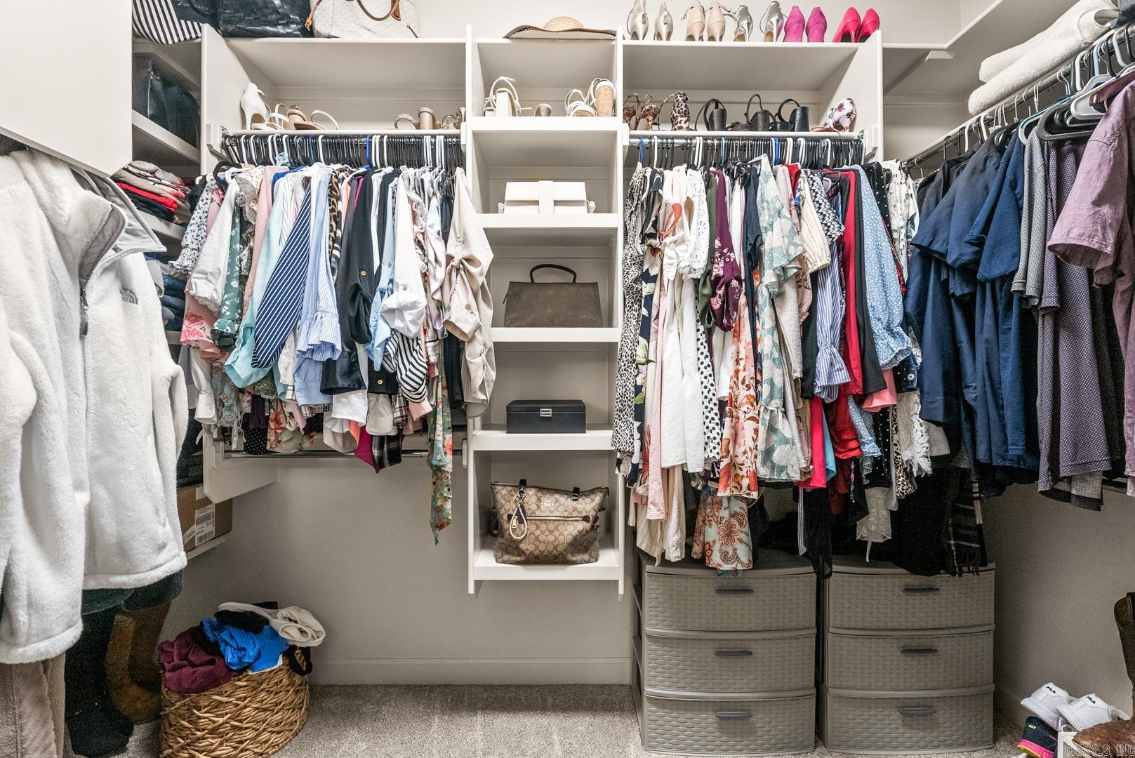 MILLERS GLENN - Residential