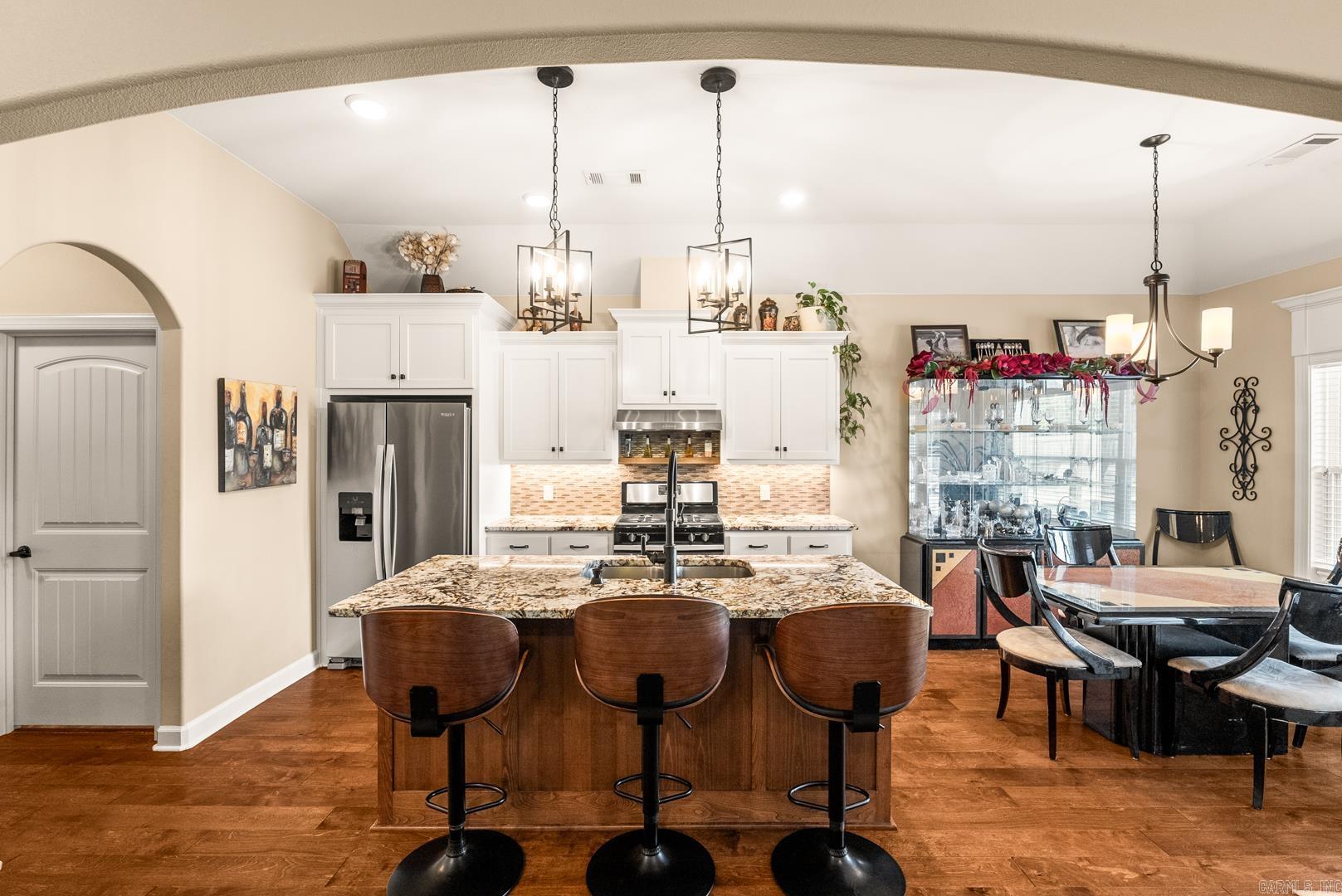 MILLERS GLENN - Residential