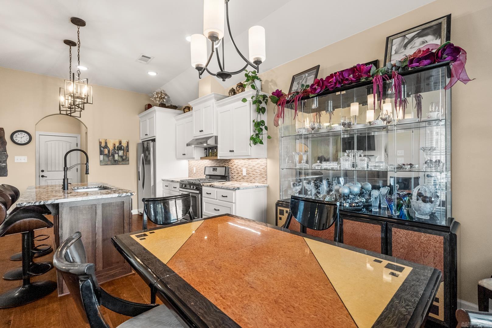 MILLERS GLENN - Residential