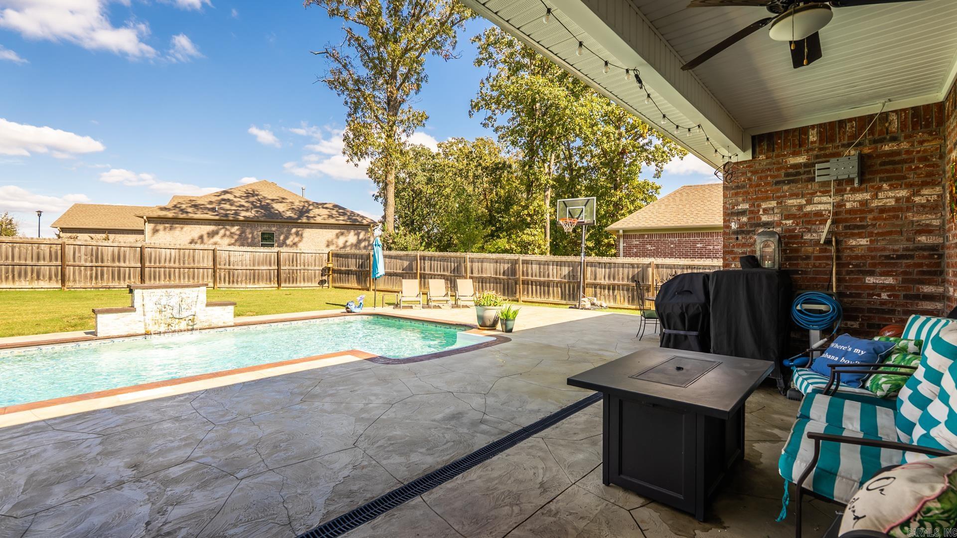 MILLERS GLENN - Residential