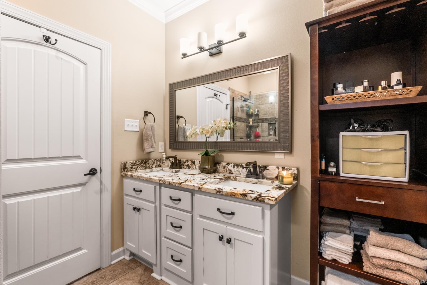 MILLERS GLENN - Residential