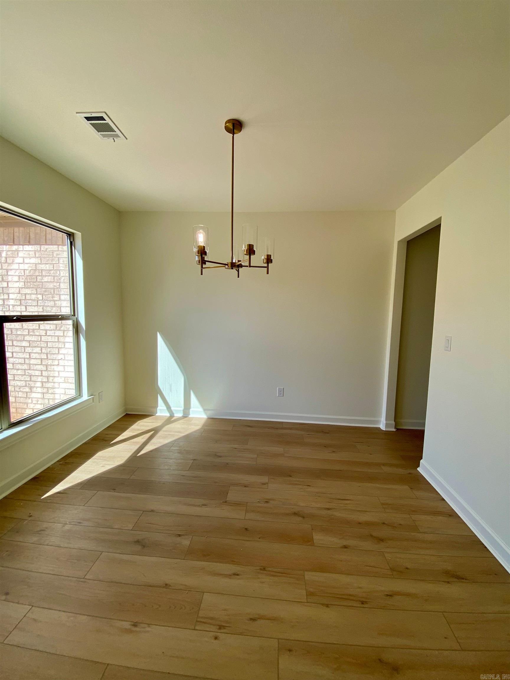 EDGEWATER - Residential