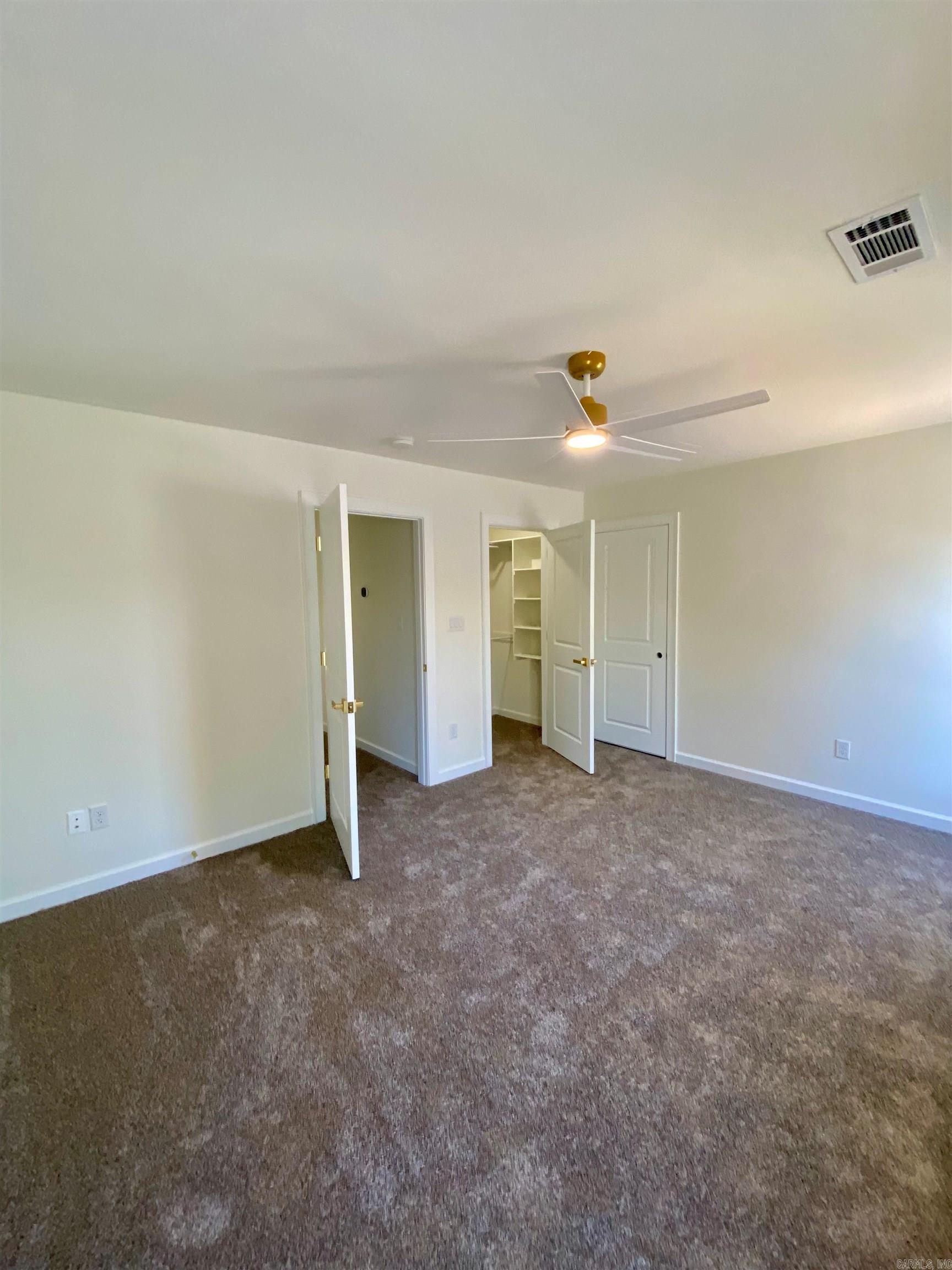 EDGEWATER - Residential