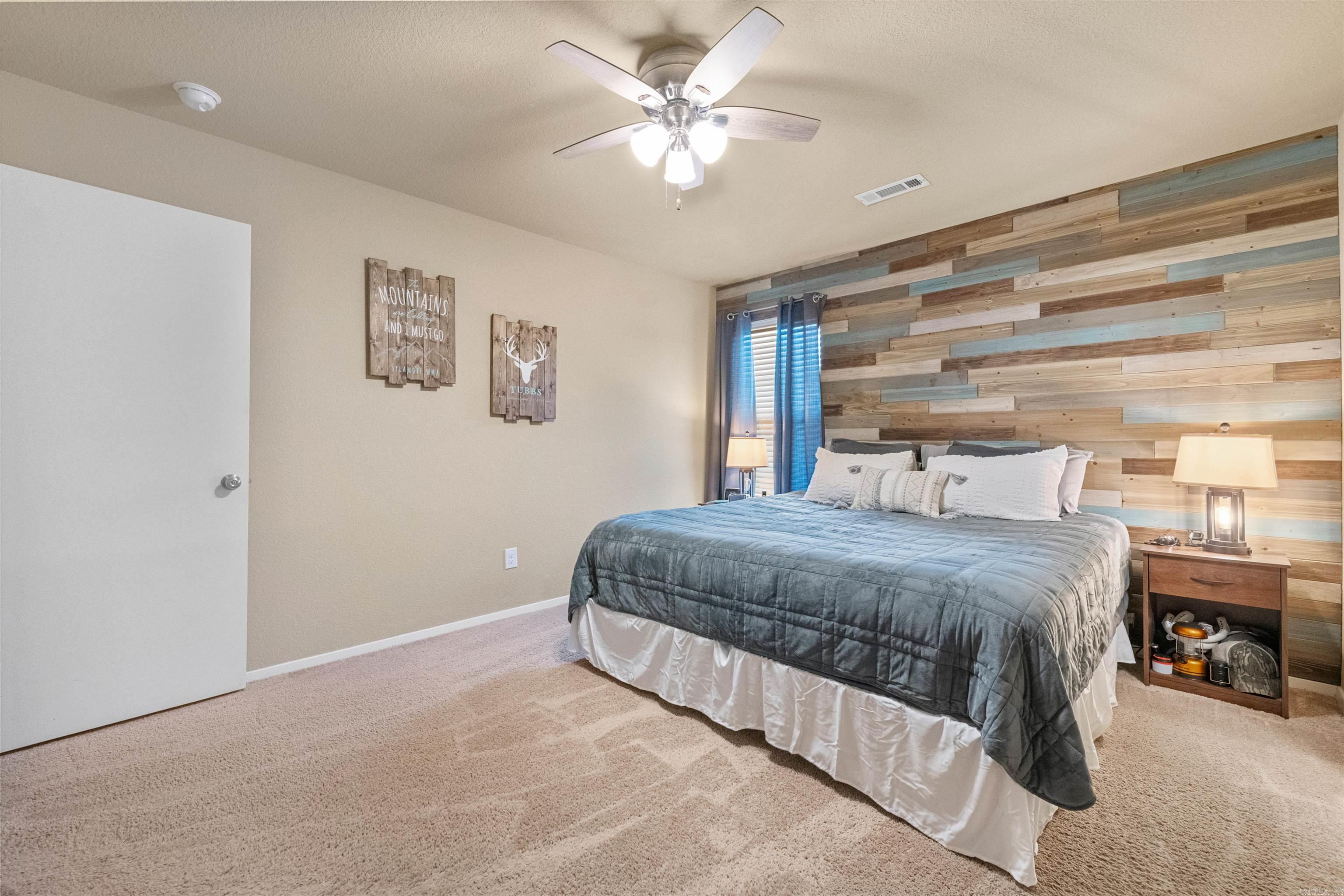 Faulker Lake Crossing - Residential