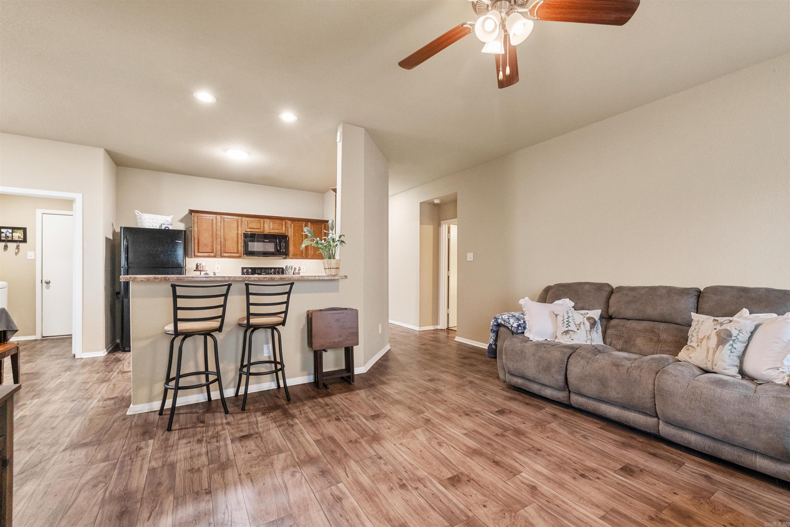 Faulker Lake Crossing - Residential