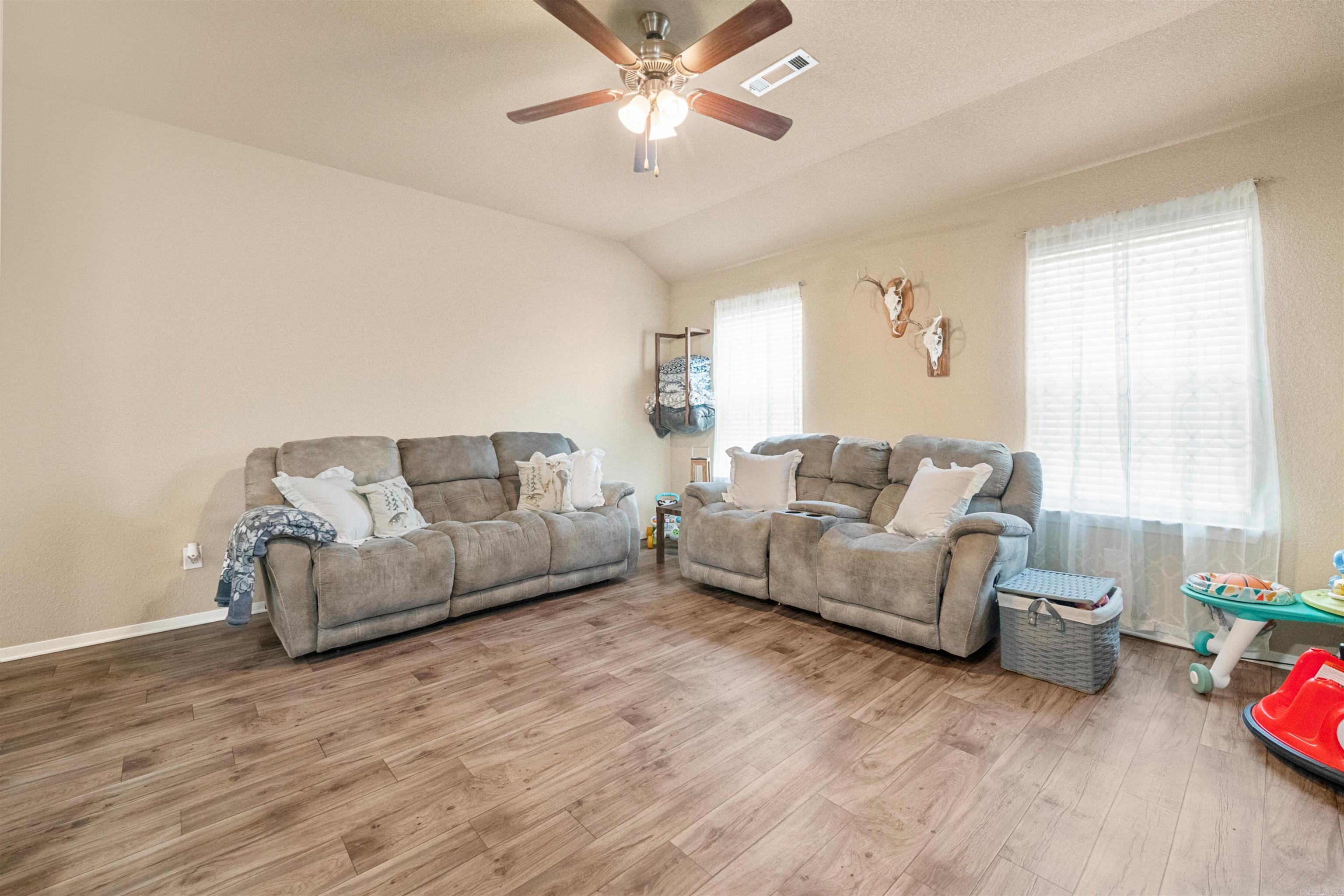 Faulker Lake Crossing - Residential