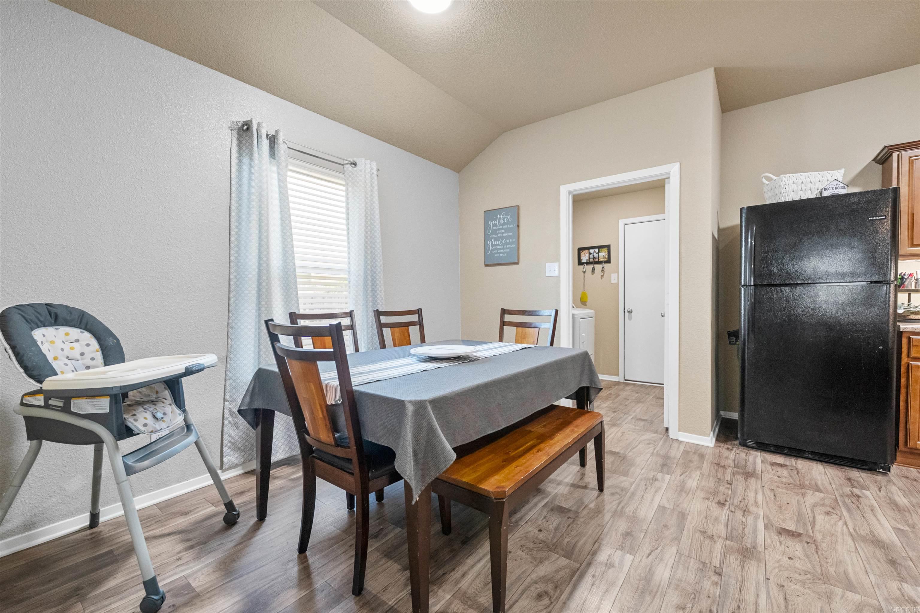 Faulker Lake Crossing - Residential