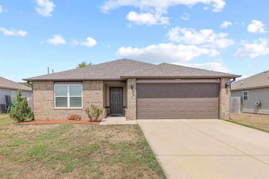 Cute as a button and move-in ready! This 3 bedroom, 2 bathroom home offers the perfect blend of style, comfort, and function. Step inside to an inviting open concept layout with low-maintenance floors that make everyday living a breeze. The spacious master suite provides a true retreat with fun accent wall and LARGE walk-in closet! The two additional bedrooms offer plenty of room for family or guests. Outside, you’ll love the fully fenced backyard—ideal for kids at play, pets, or weekend entertaining. With its charming curb appeal and thoughtfully designed spaces, this home has everything you’ve been looking for! AND the roof was replaced in 2024 with upgraded shingles! Call today to schedule your private showing!