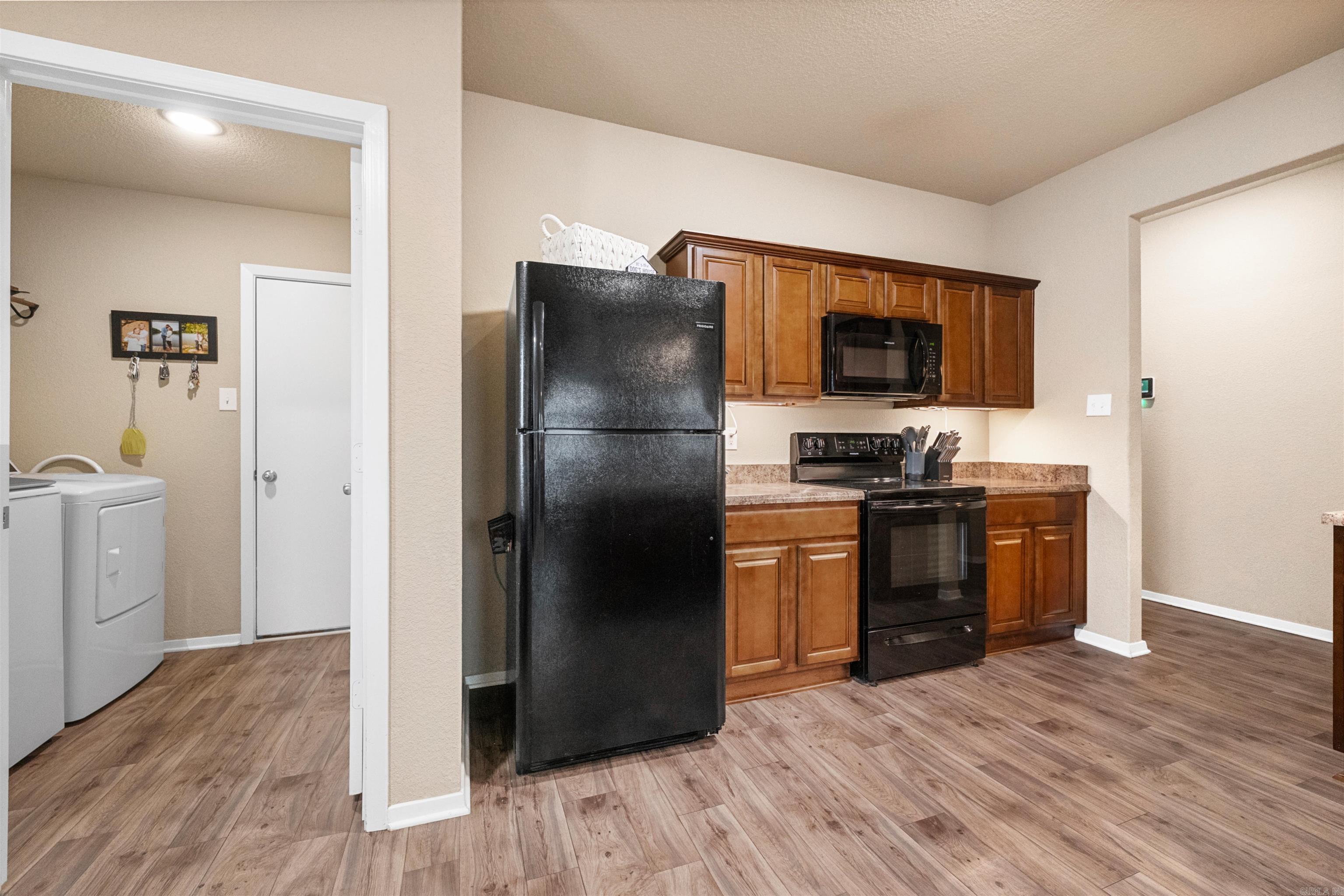 Faulker Lake Crossing - Residential