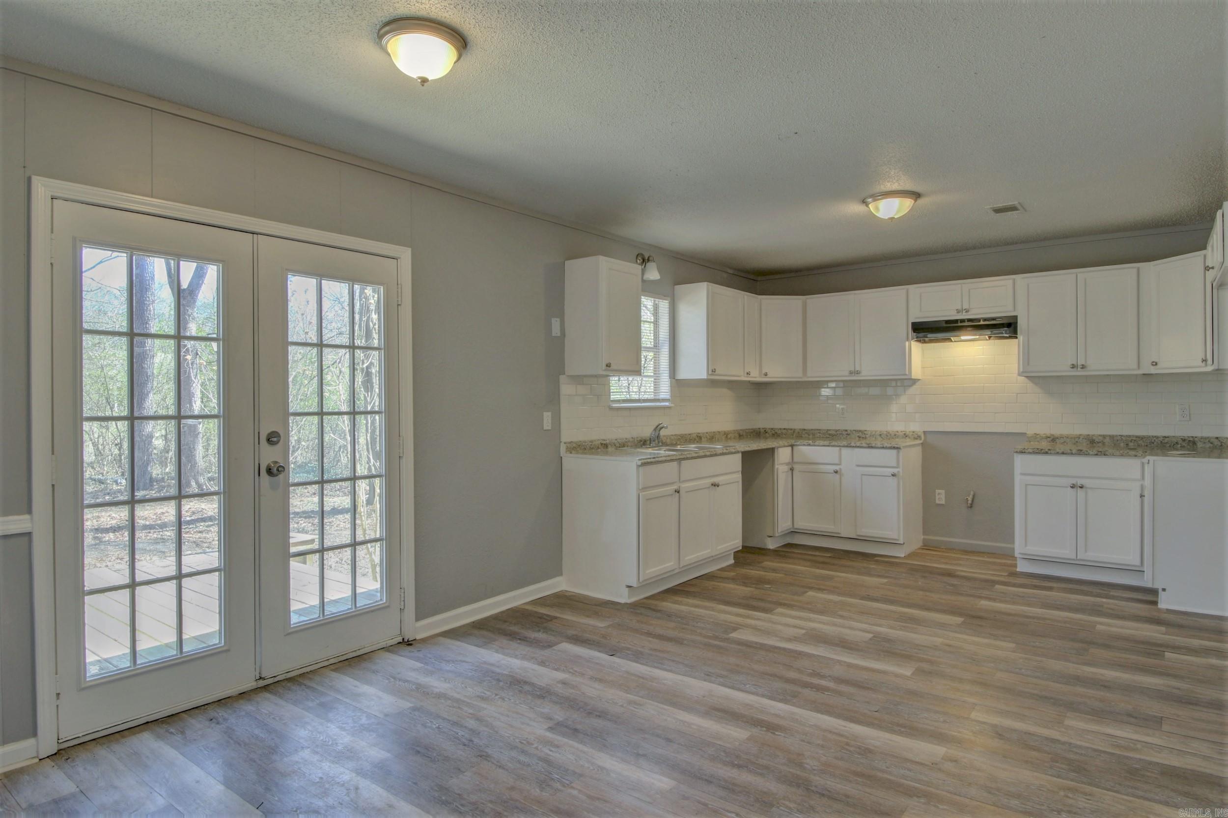 Sara Lynn - Residential Lease