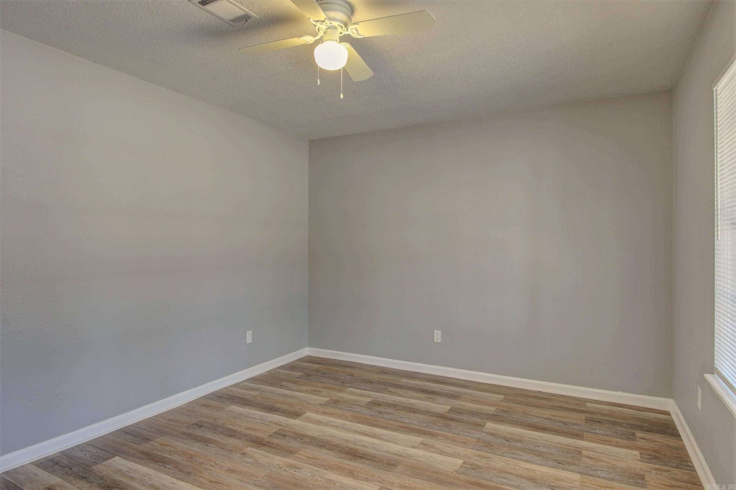 Sara Lynn - Residential Lease