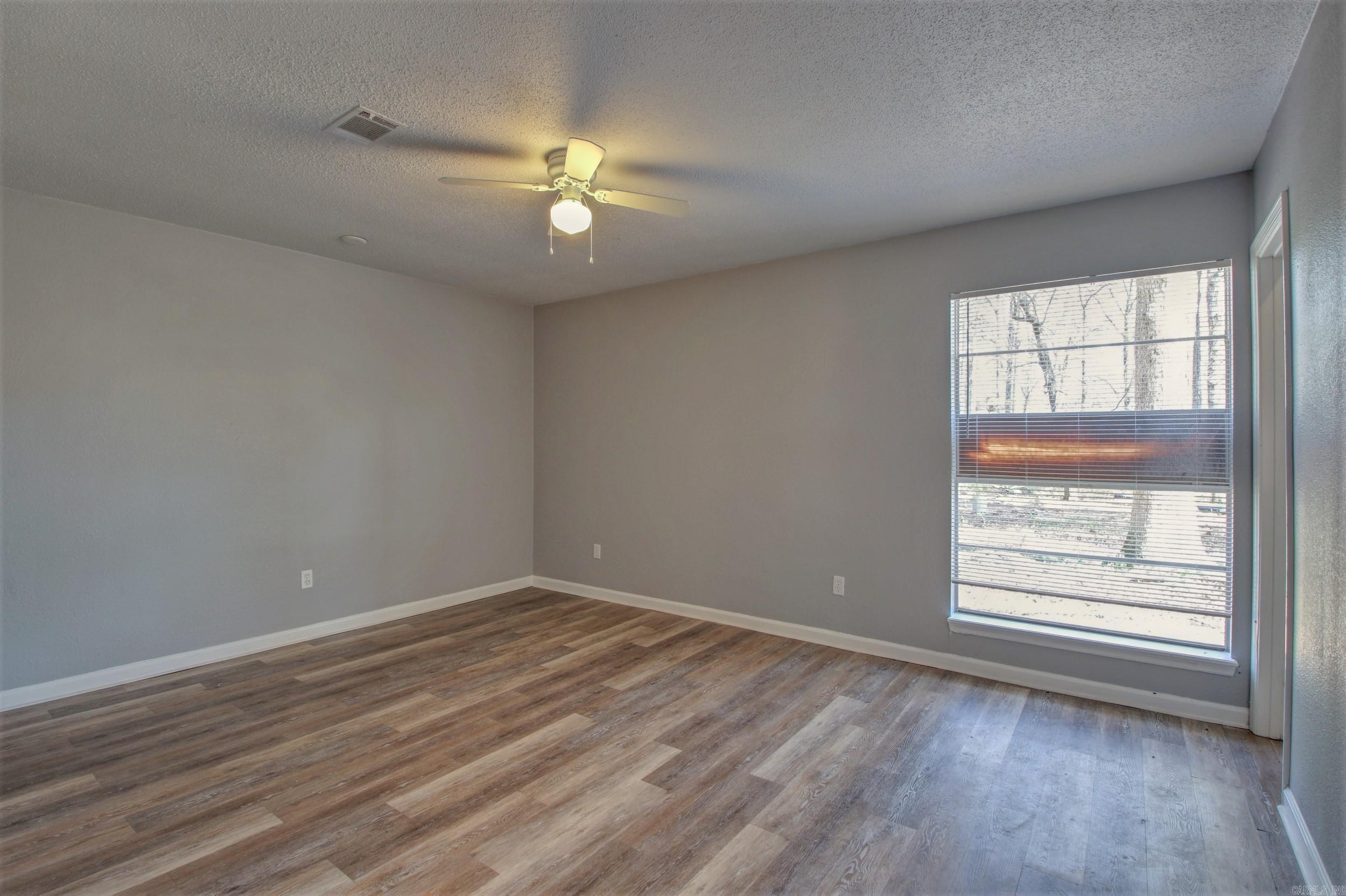 Sara Lynn - Residential Lease