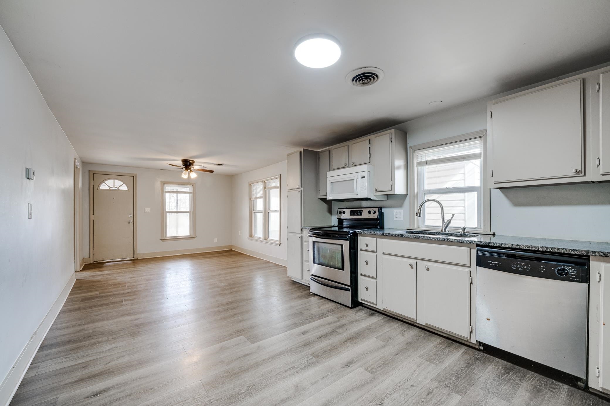 HUTTO ADDN - Residential