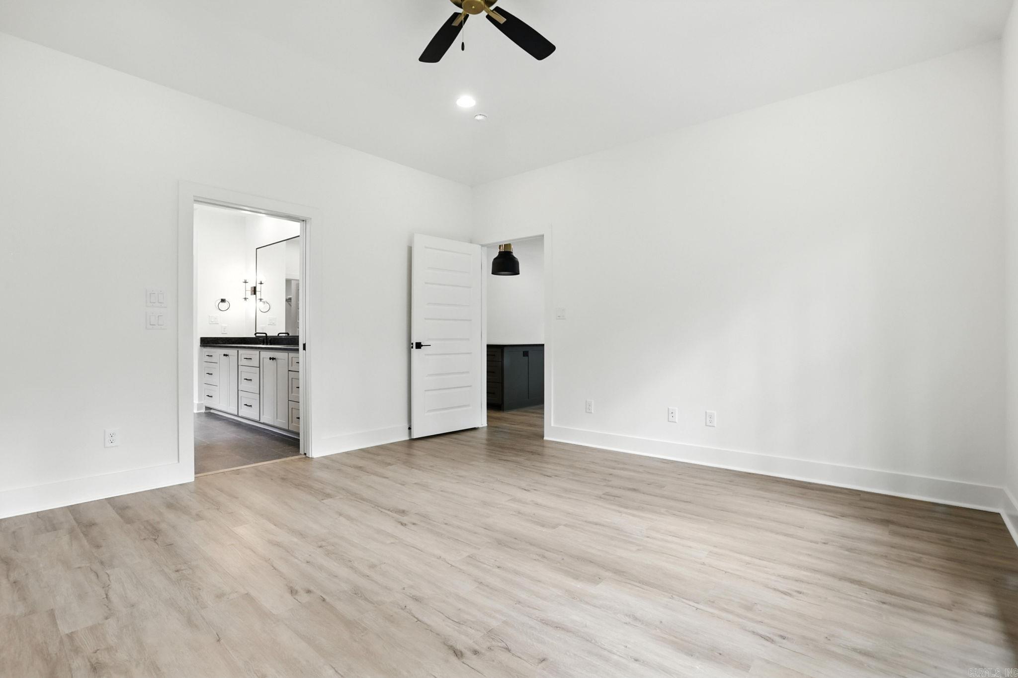 WOODLANDS PARK SUB - Residential